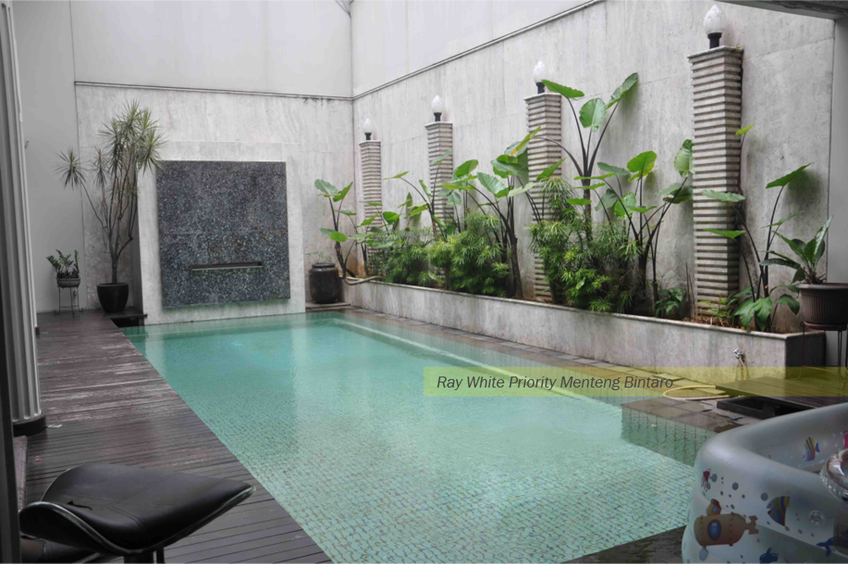 Rumah Mewah 2 Lantai Terawat Dan Rapi Siap Huni di Cilandak Jakarta Selatan