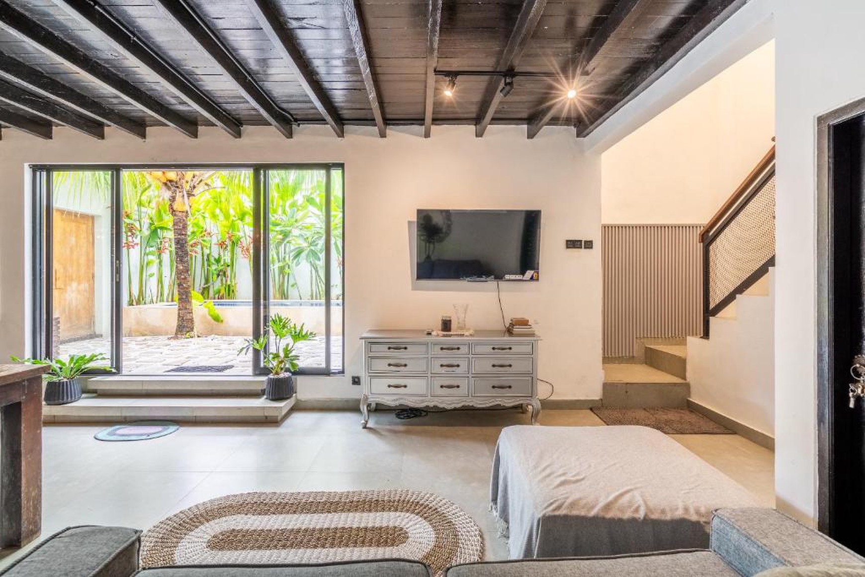 Freehold Villa For Sale In Berawa, Canggu