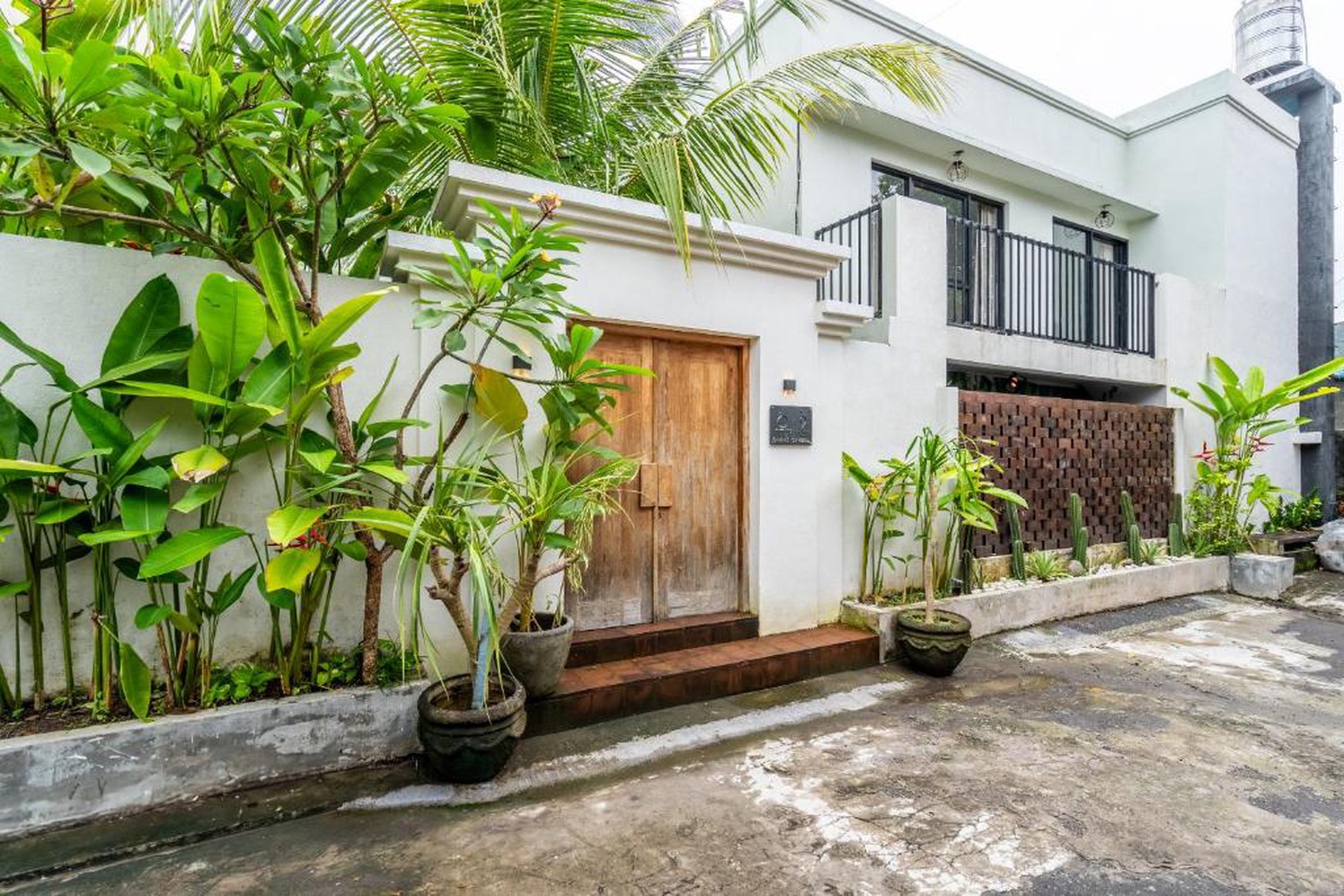 Freehold Villa For Sale In Berawa, Canggu