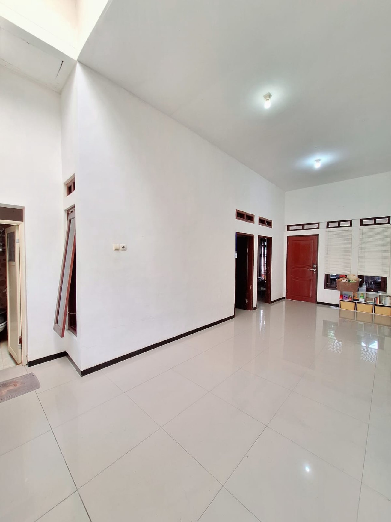 Rumah Minimalis Siap Huni Cocok Untuk Keluarga Muda Dekat Pusat Kota - Karangploso Malang Harga Cuma 380JT