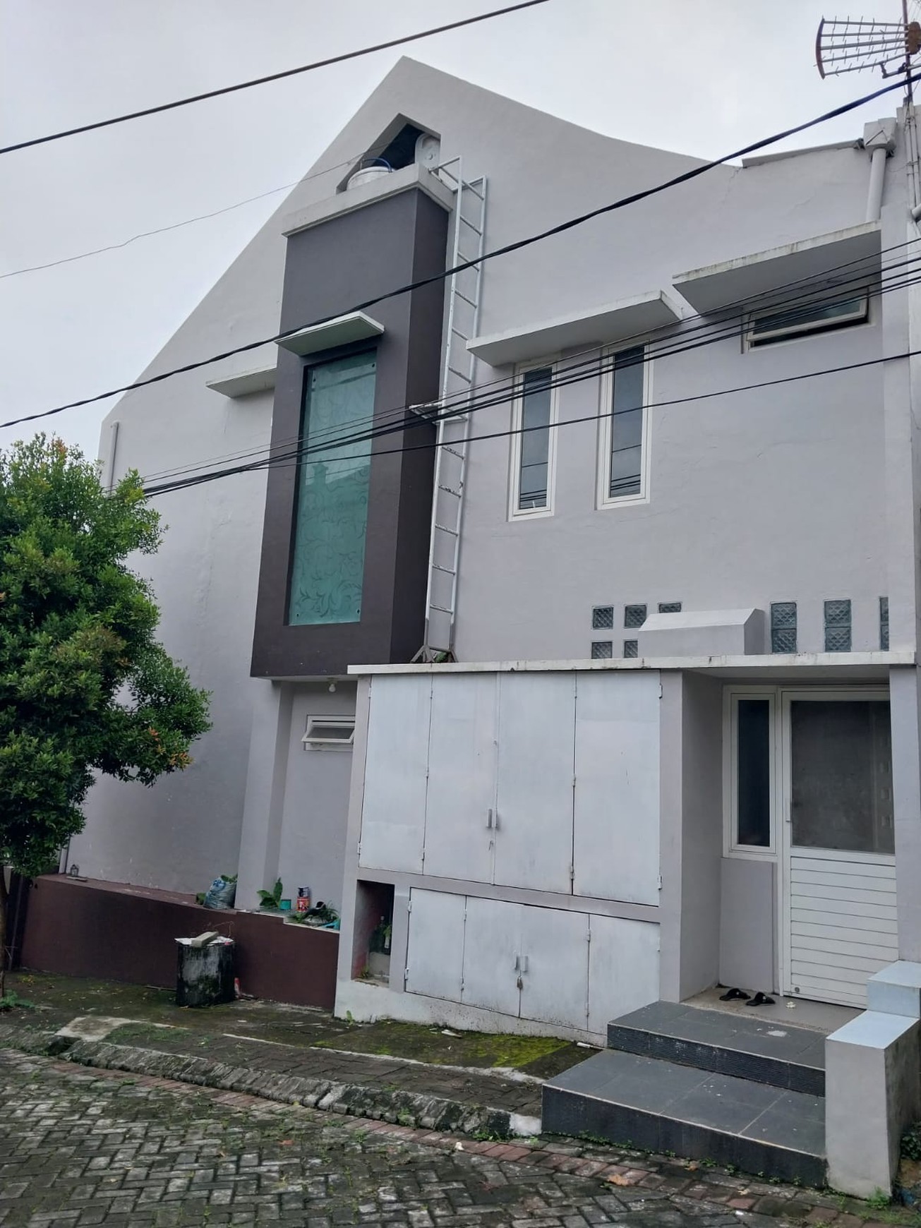Rumah Dijual Full Furnish dekat Kampus dan Wisata di Kota Malang 1,4 M Negoo!!!