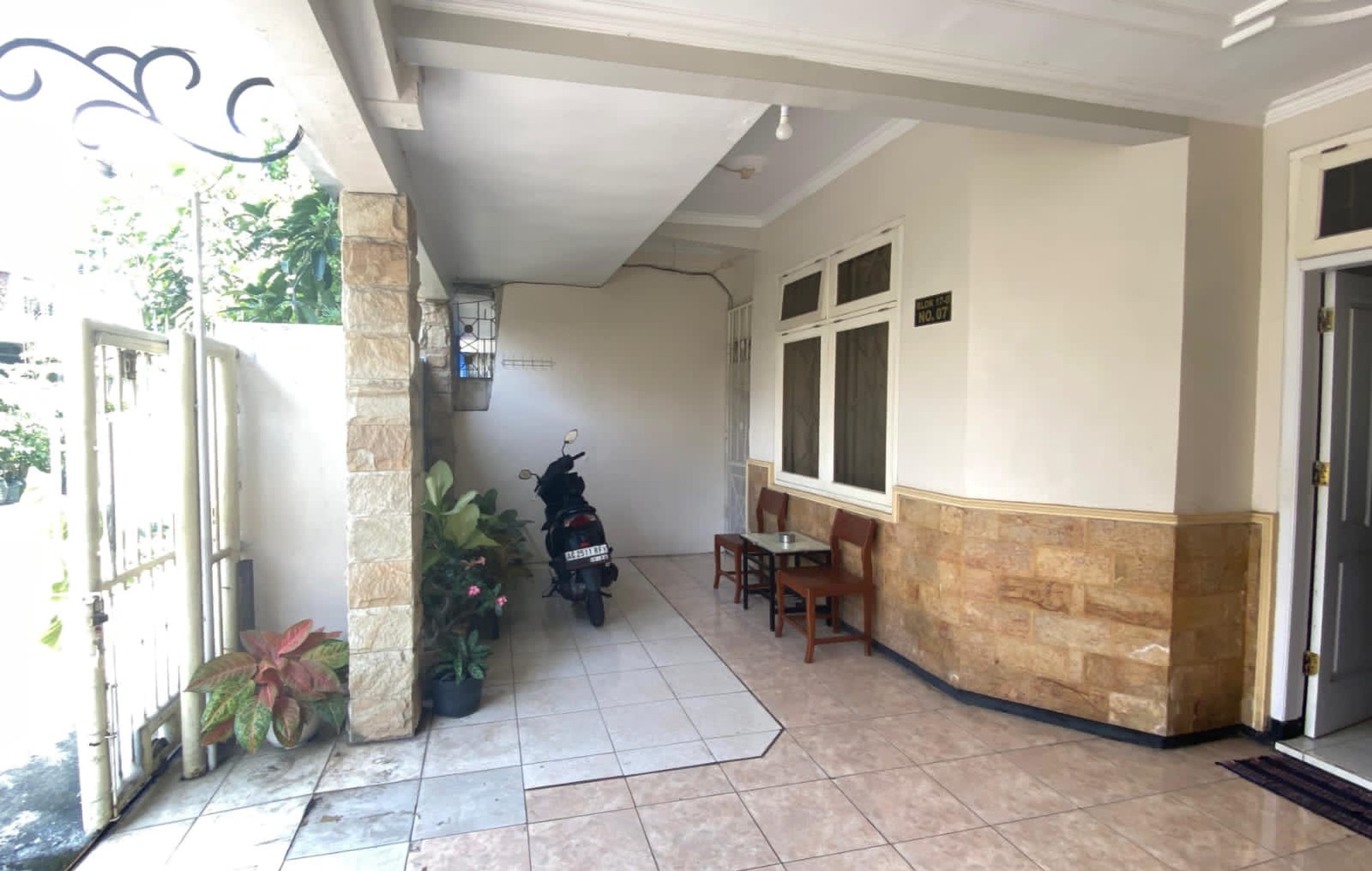 Dijual Rumah 2 Lantai Sangat Nyaman Akses Jalan Lebar di Kota Malang - 1,2M Negoo!!