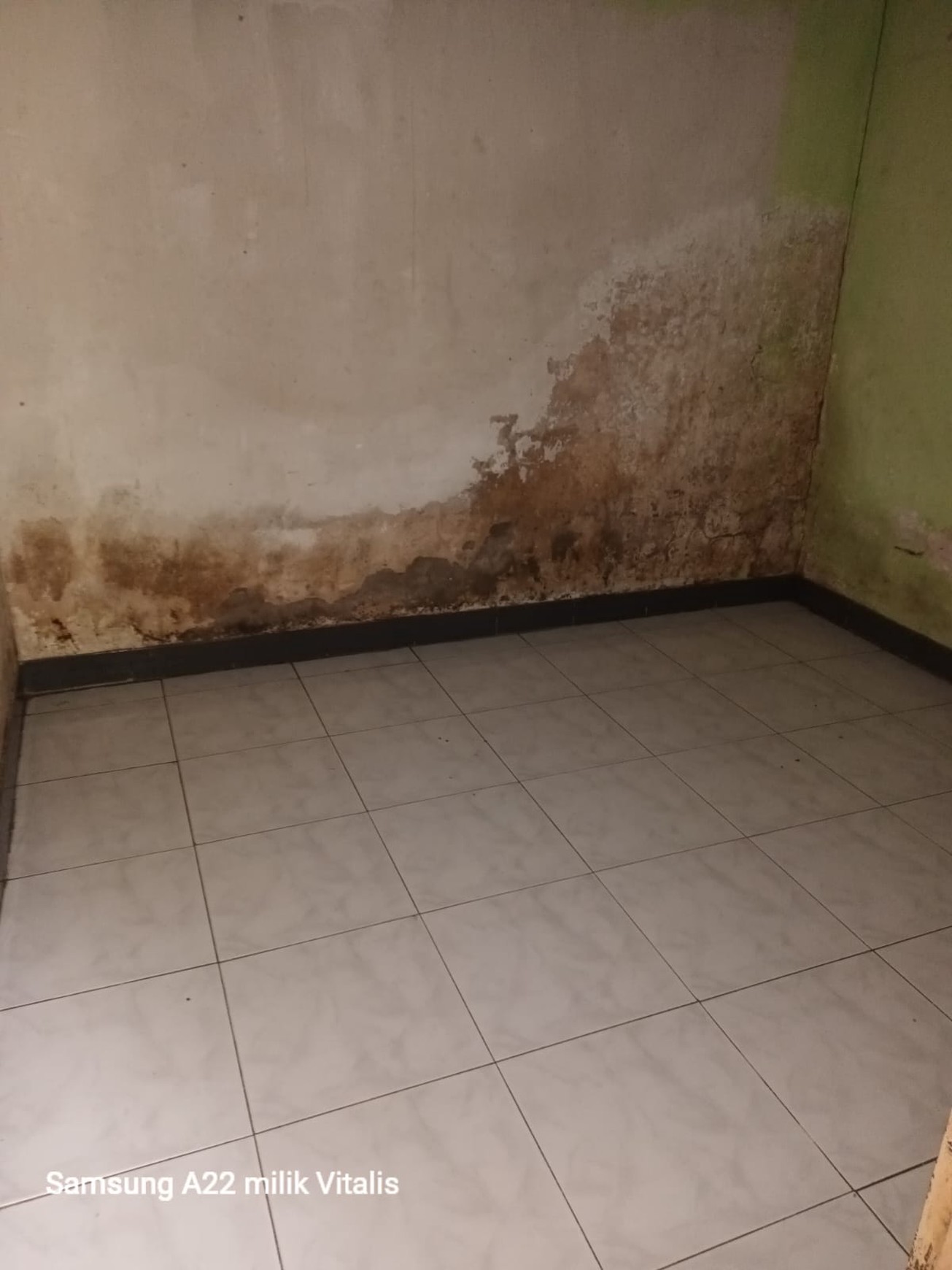 Dijual Hunian 1 Lantai Siap Renovasi Untuk Usaha Ditengah Pusat Kota Mojokerto 1,6M Nego!!!
