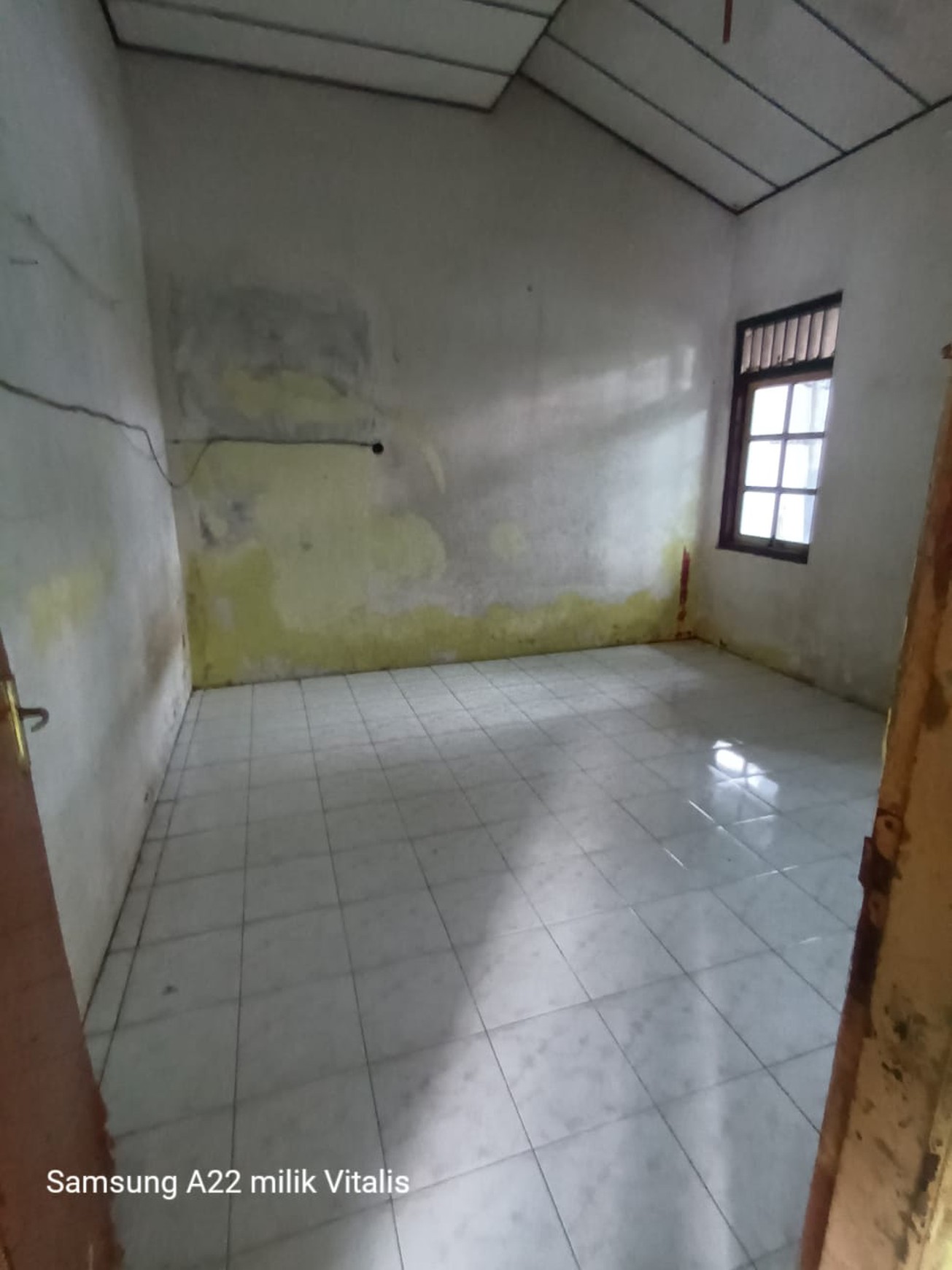 Dijual Hunian 1 Lantai Siap Renovasi Untuk Usaha Ditengah Pusat Kota Mojokerto 1,6M Nego!!!