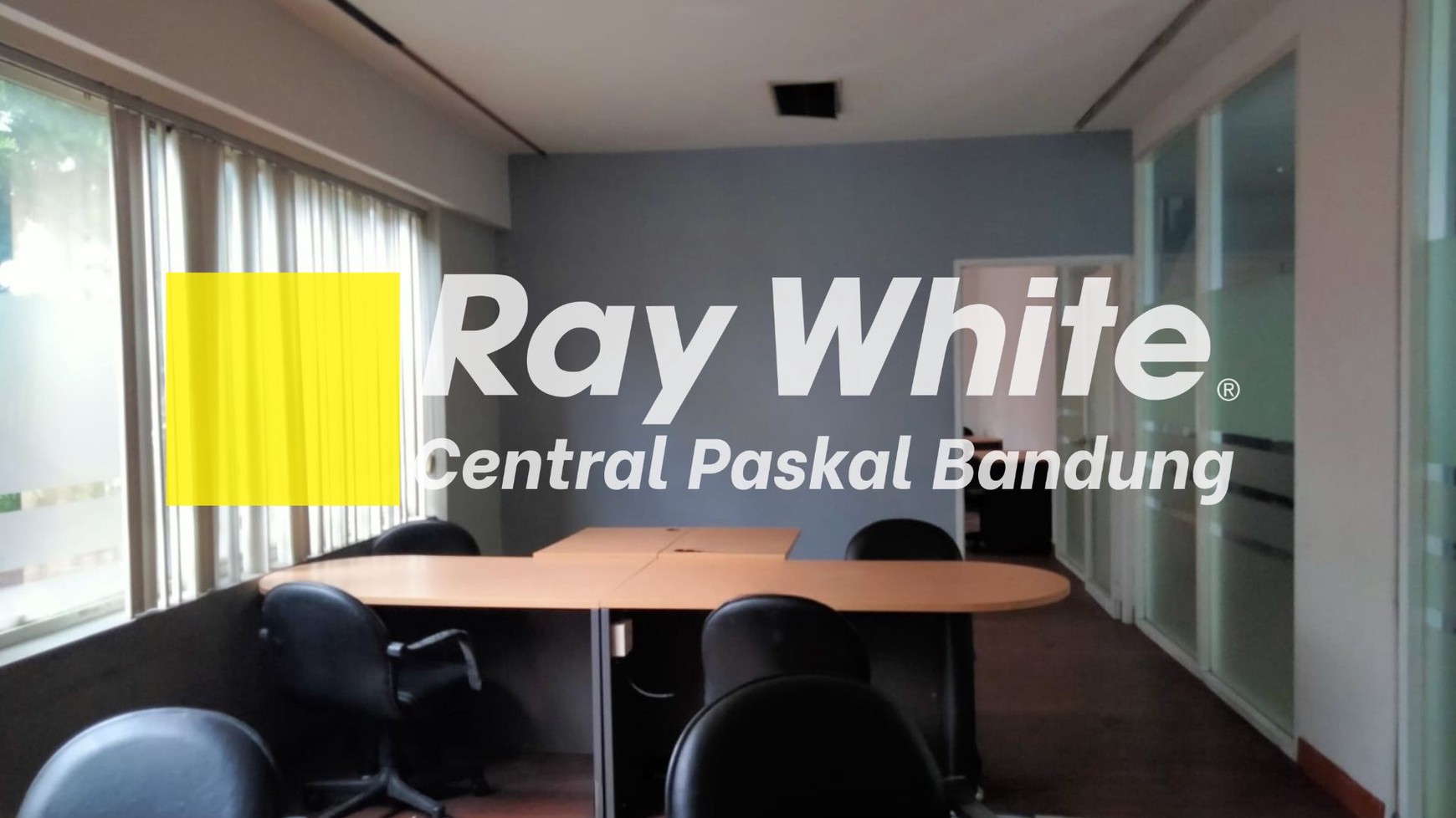 Ruang Usaha atau Kantor Siap Pakai di Mainroad Batununggal Bandung