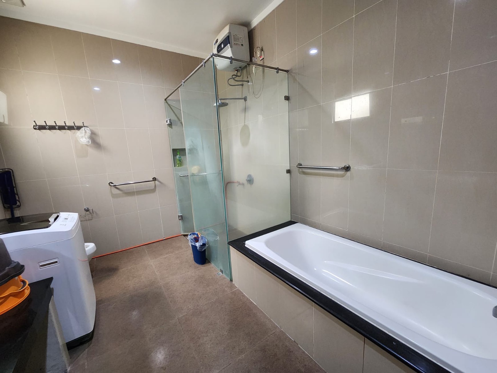 Rumah Luas 255 di Cluster Kebayoran Villas Bintaro