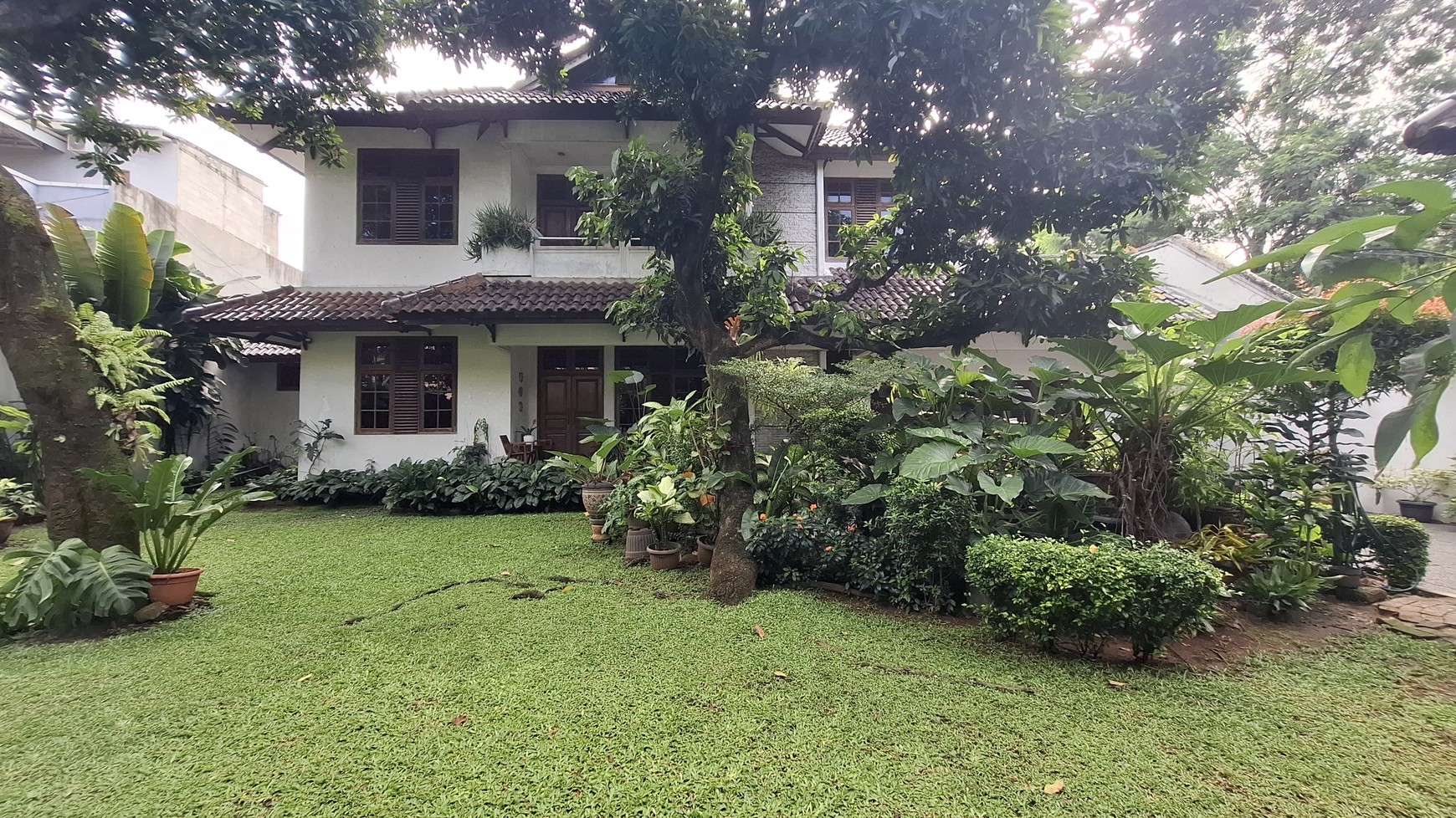 Rumah Mewah Strategis Dijual Full Furnished Di Pejaten Jaksel