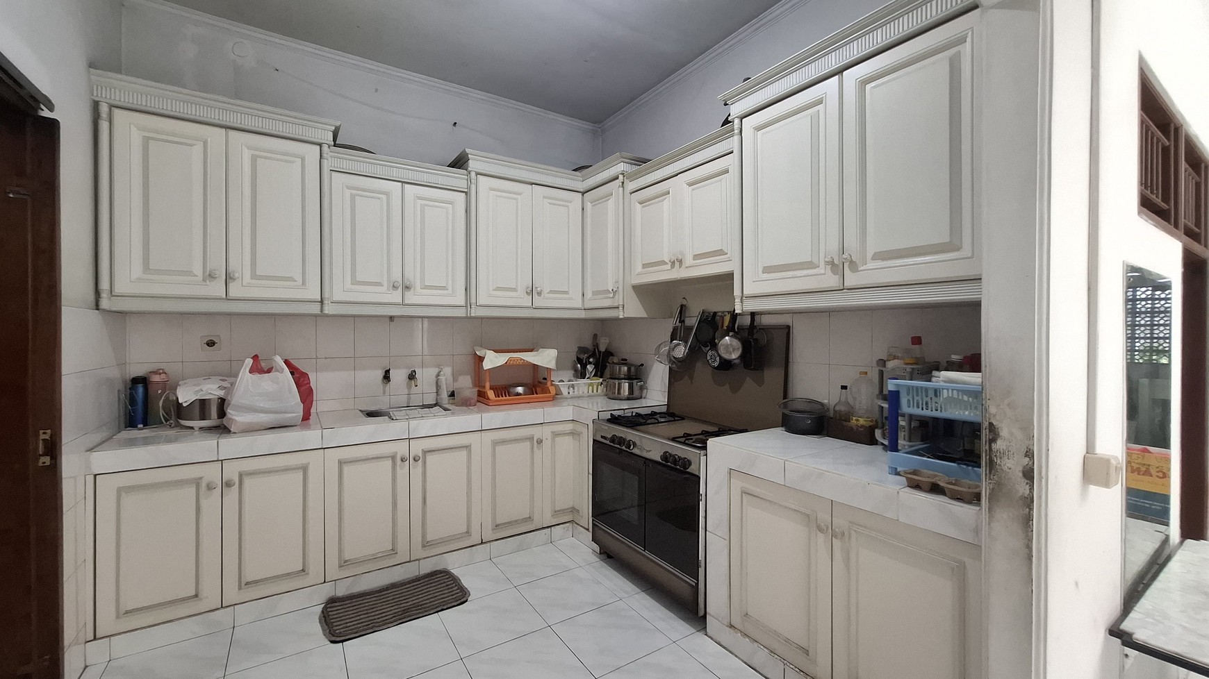 Rumah Mewah Strategis Dijual Full Furnished Di Pejaten Jaksel