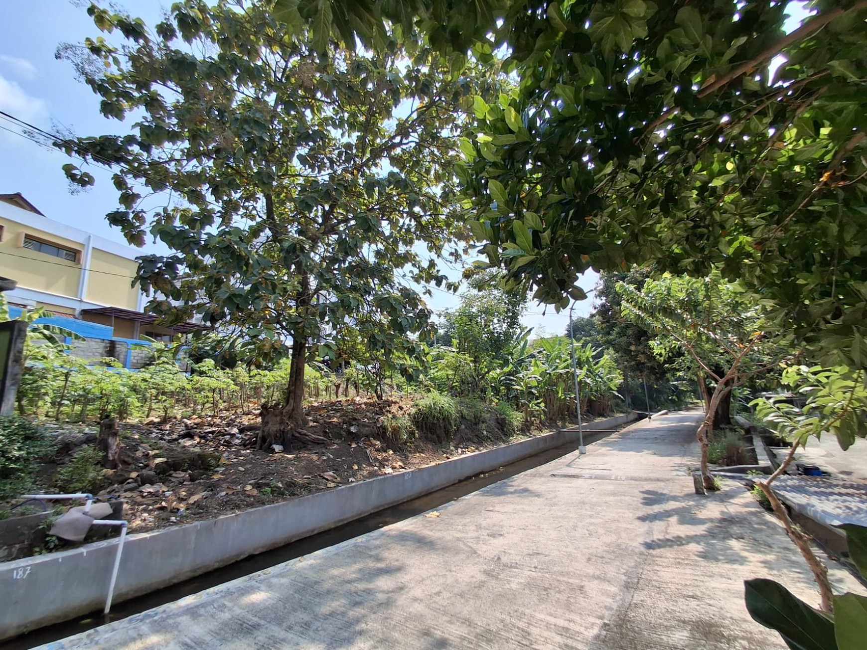 Tanah Luas 327 Meter Persegi Lokasi Catur Tunggal Depok Sleman 