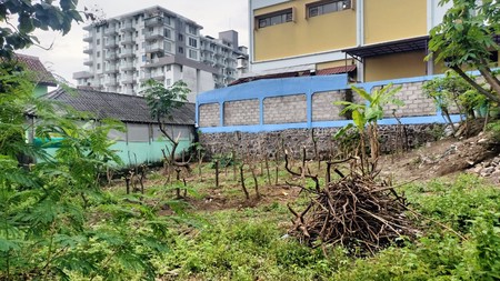 Tanah Luas 327 Meter Persegi Lokasi Catur Tunggal Depok Sleman 