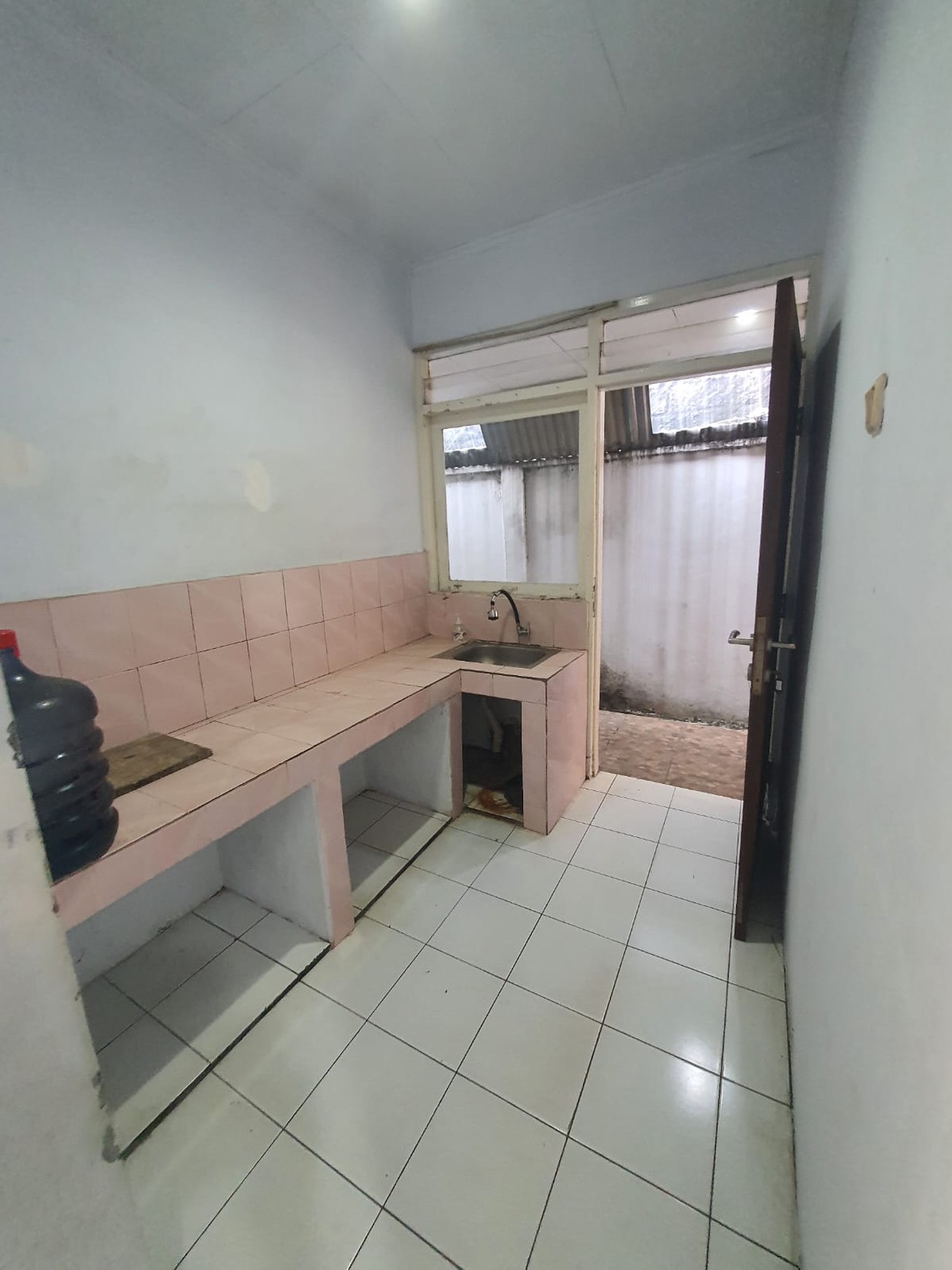Rumah di Ciputat Bagus sudah SHM SIap Huni Hunian Nyaman @Ciputat