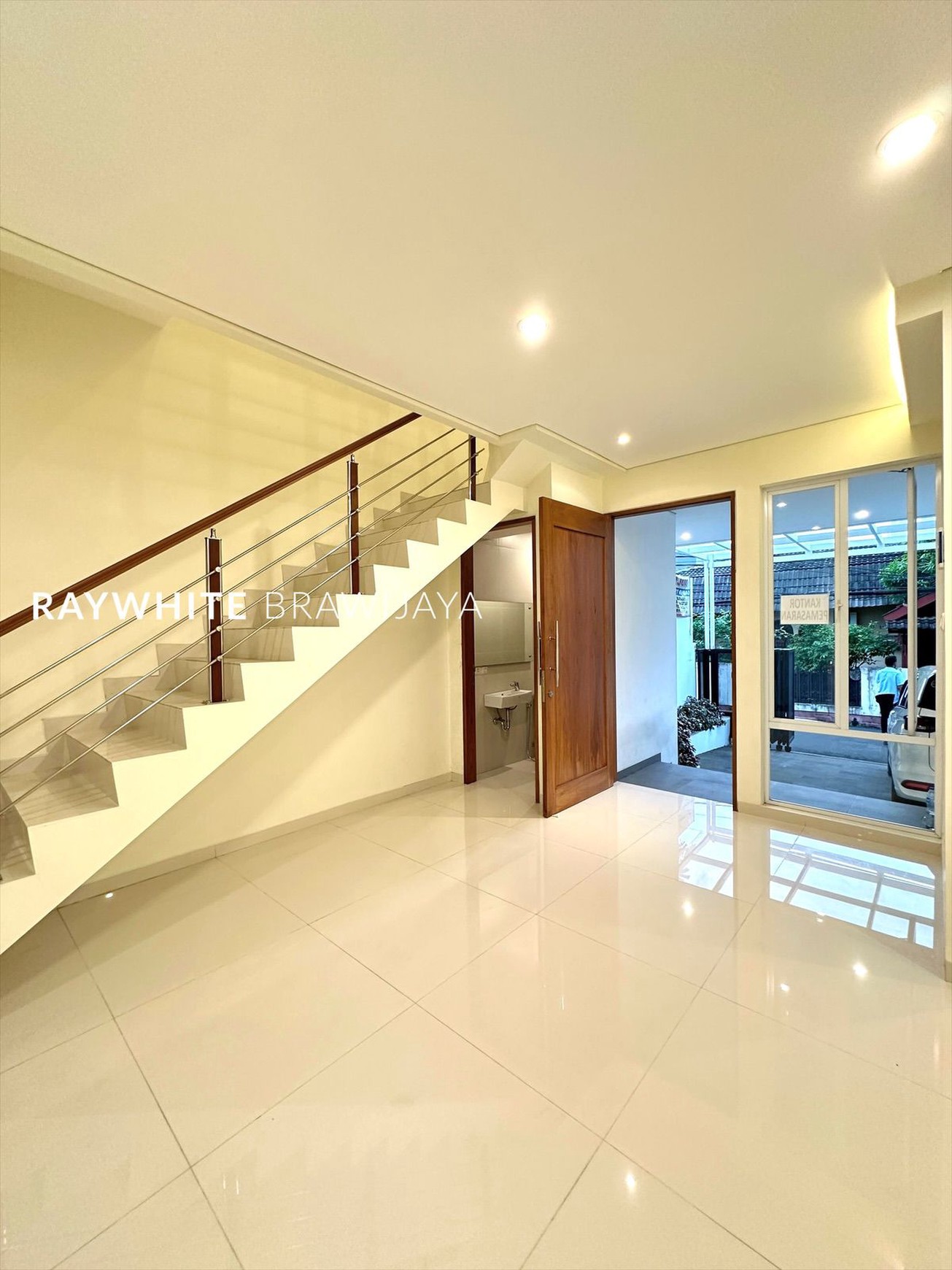 Brand New Modern Minimalis House Area Pejaten