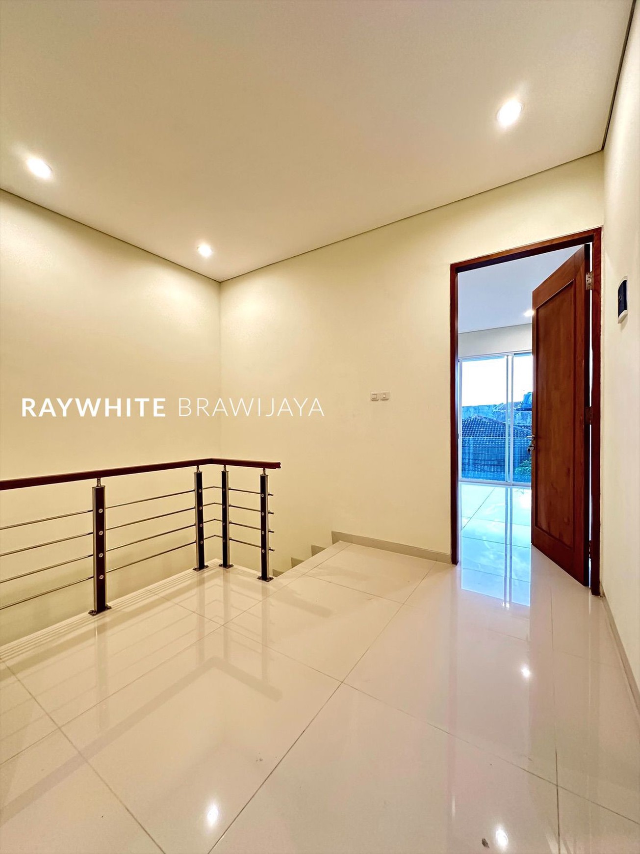 Brand New Modern Minimalis House Area Pejaten