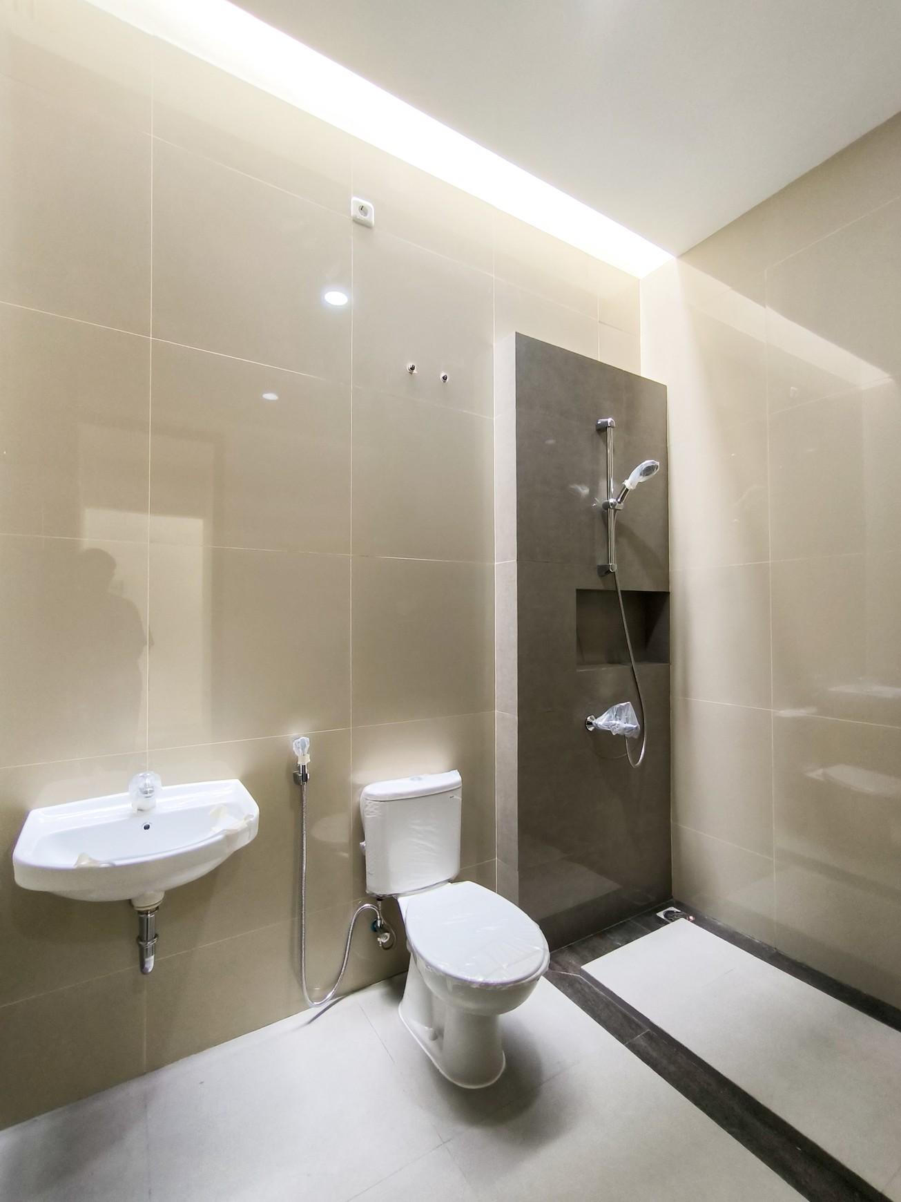 Rumah Brand New harga 2M di cluster Graha Bintaro