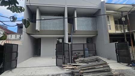 Rumah Modern di Sutorejo Mulyorejo - Bangunan Baru Siap Tempati