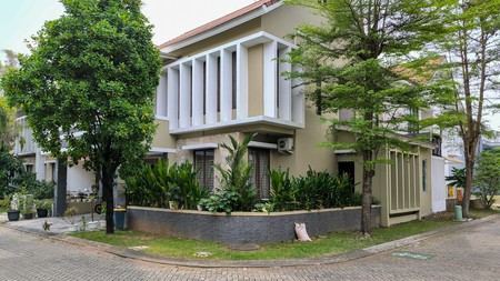 Rumah posisi hoek siap huni di Discovery Conserva Bintaro