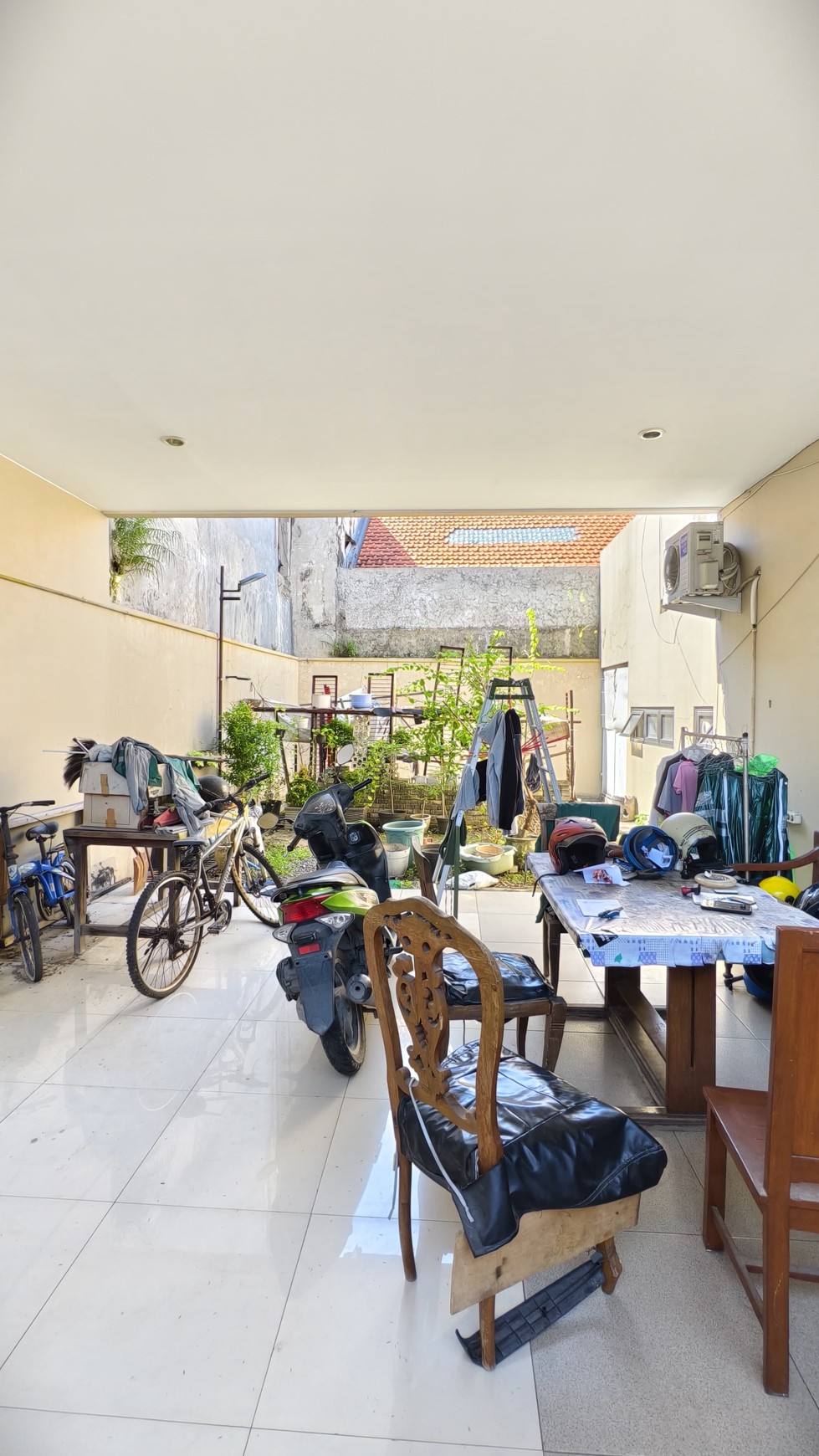 SHM01. Di Jual Rumah 2 Lantai Gununganyar Surabaya