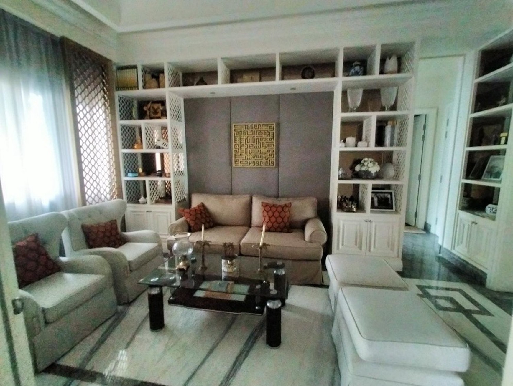 Rumah Asri dan Nyaman  Harga Dibawah NJOP serta Lingkungan Elite di Kemang, Jakarta Selatan