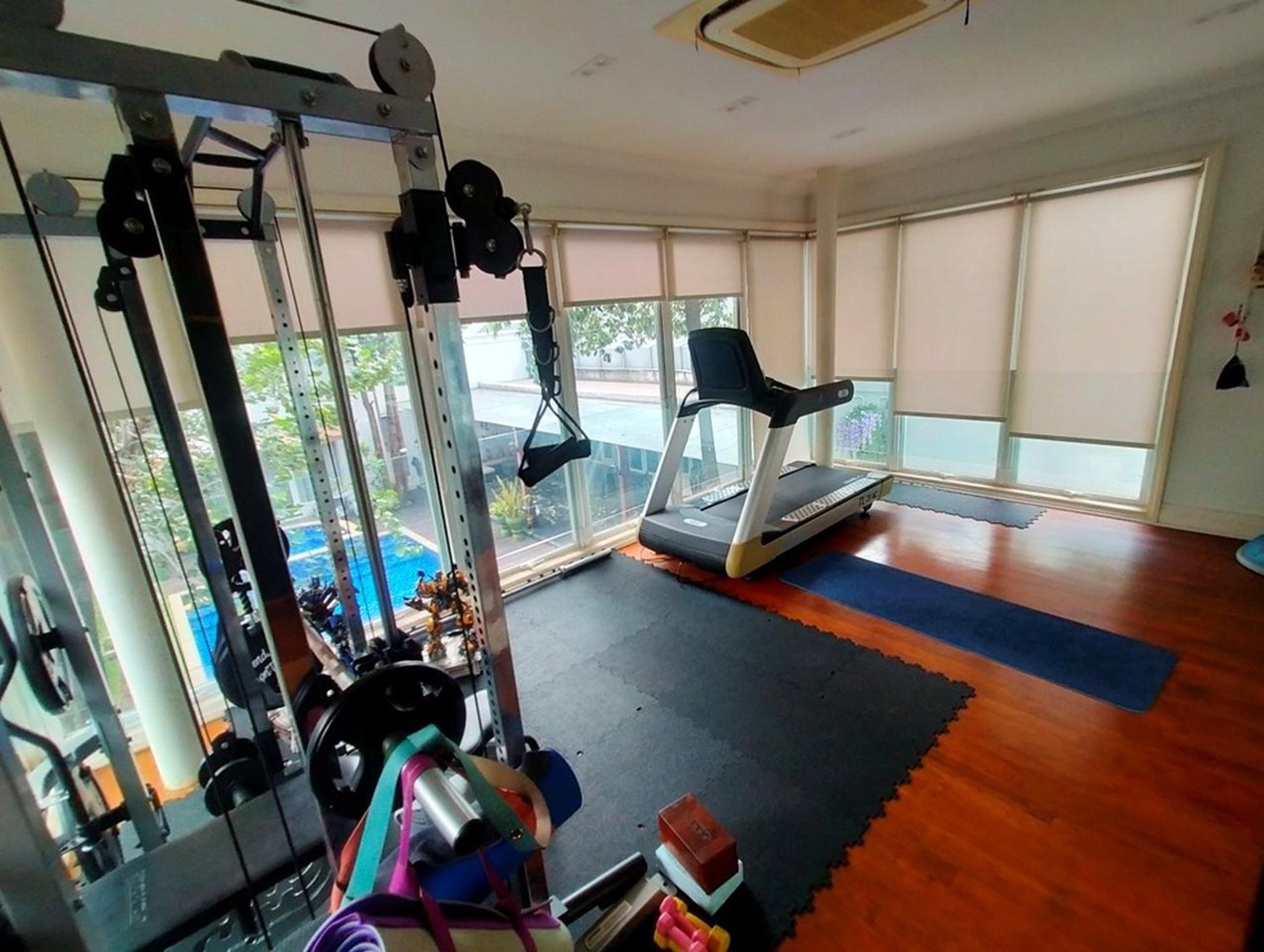 Rumah Asri dan Nyaman  Harga Dibawah NJOP serta Lingkungan Elite di Kemang, Jakarta Selatan