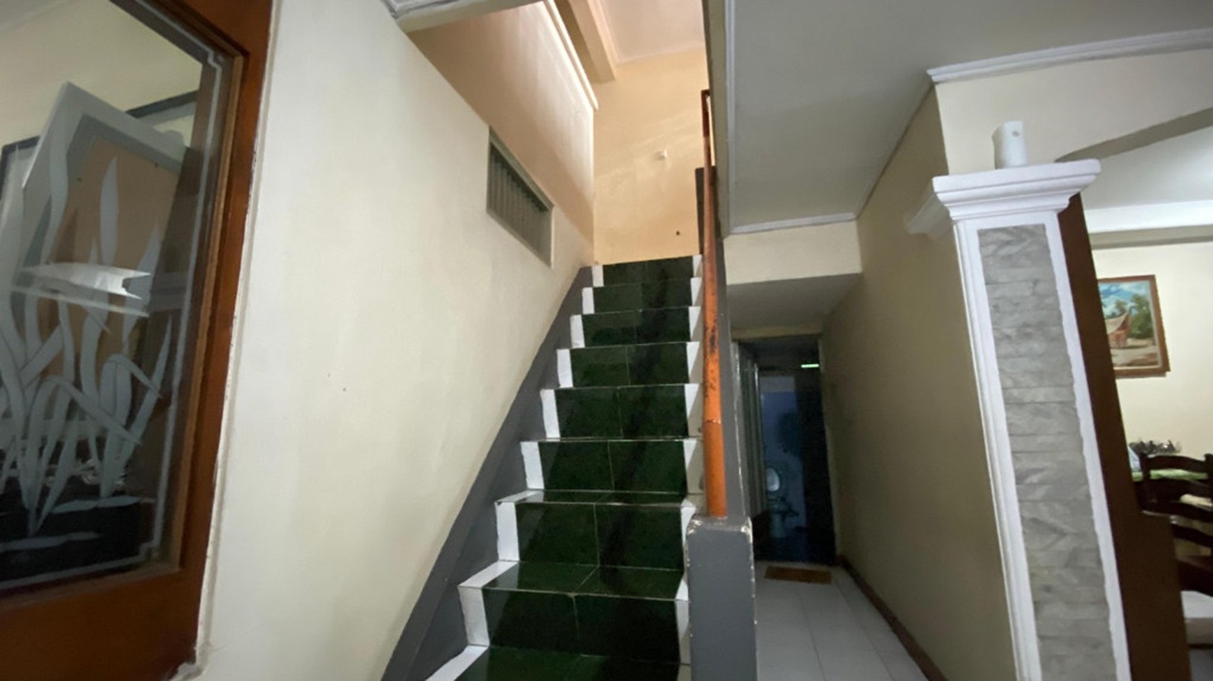 Rumah Besar dan Terawat di Tebet Barat, Cocok Dijadikan Tempat Usaha, Hanya 3 Menit Ke Jl. MT Haryono