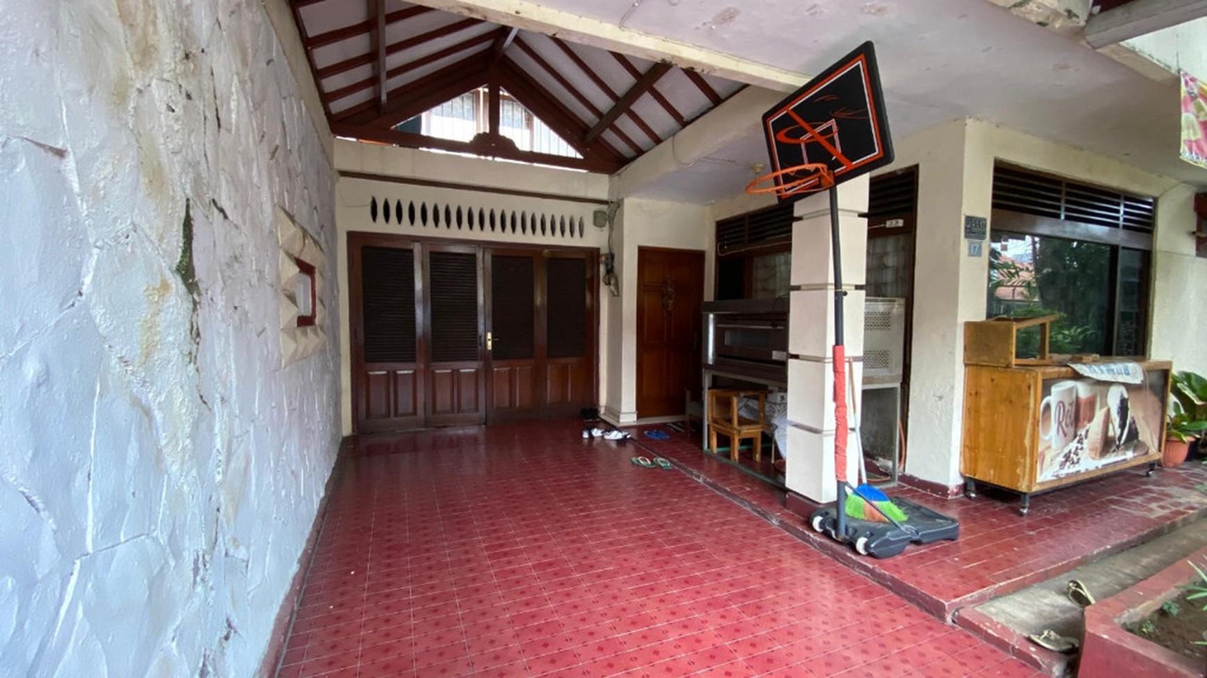 Rumah Besar dan Terawat di Tebet Barat, Cocok Dijadikan Tempat Usaha, Hanya 3 Menit Ke Jl. MT Haryono