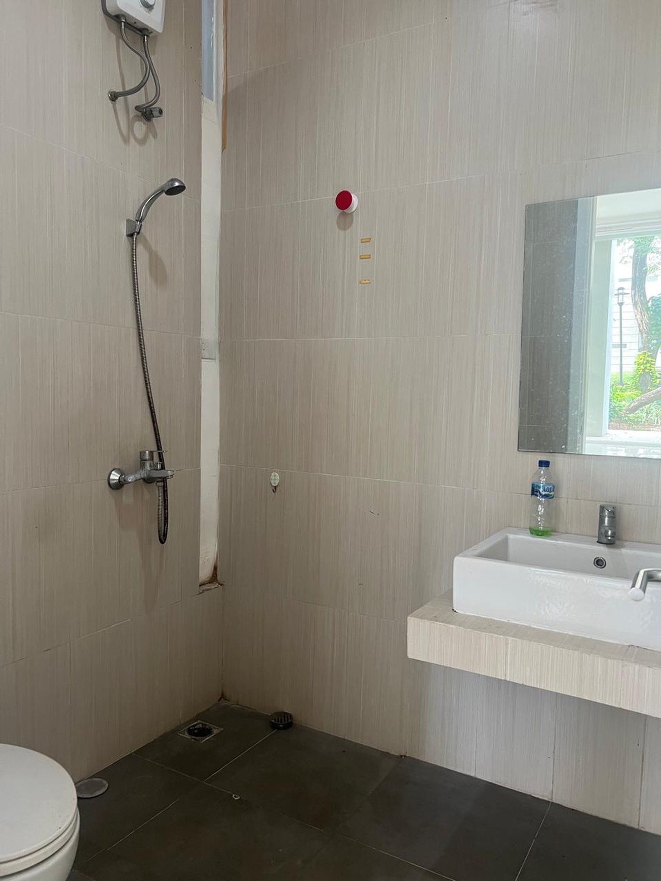 Rumah Bagus Di Discovery Eola Bintaro Jaya Sektor 9