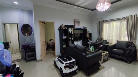 Rumah Bagus Di Emerald Terrace Bintaro Jaya Sektor 9