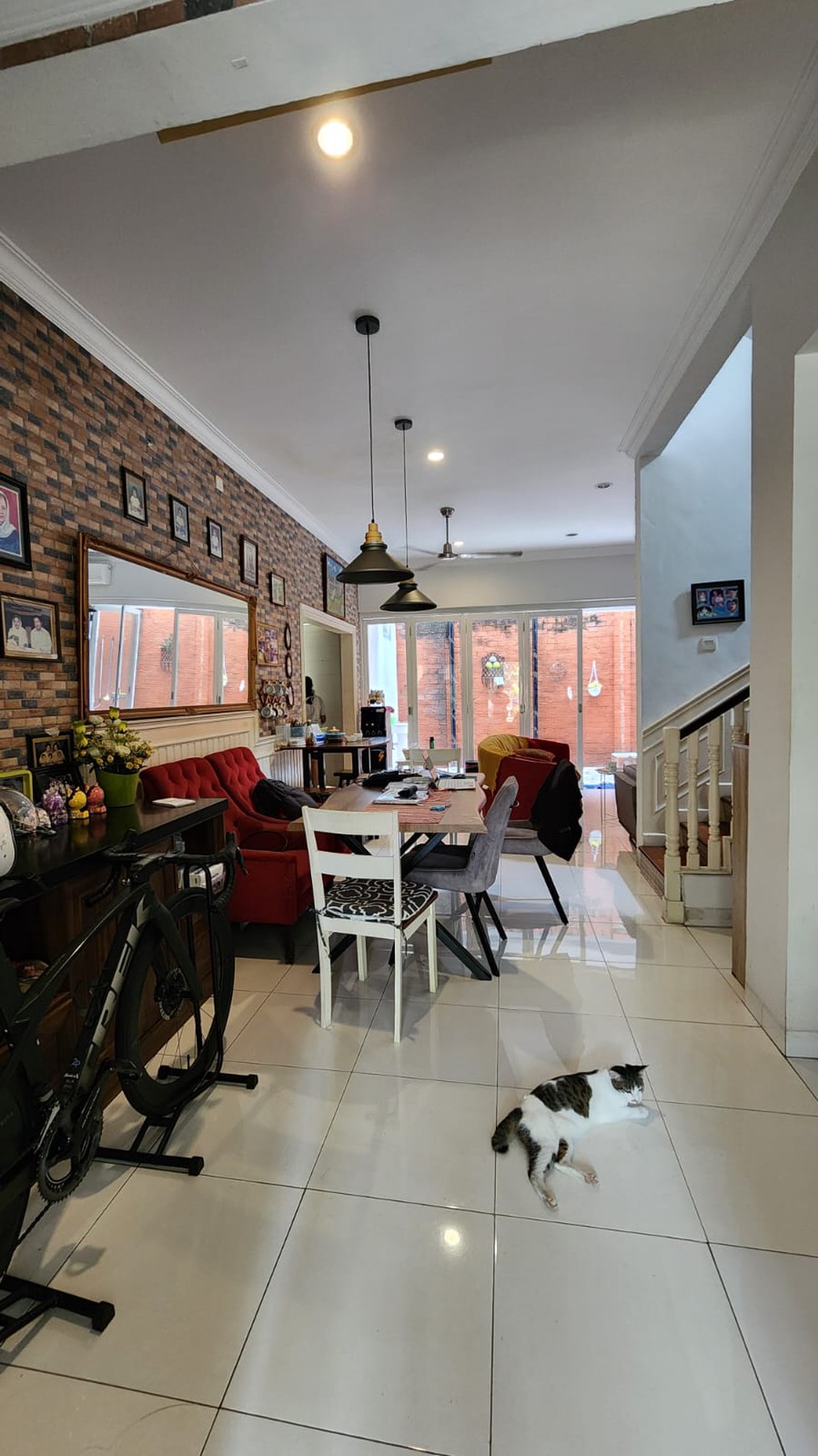 Rumah Bagus Di Emerald View Bintaro Jaya Sektor 9