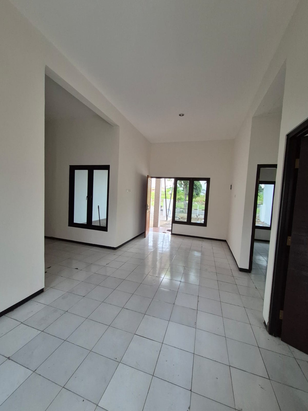BU! Rumah 1 Lantai Wiguna Selatan - SHM, Lokasi Premium, Siap Huni!