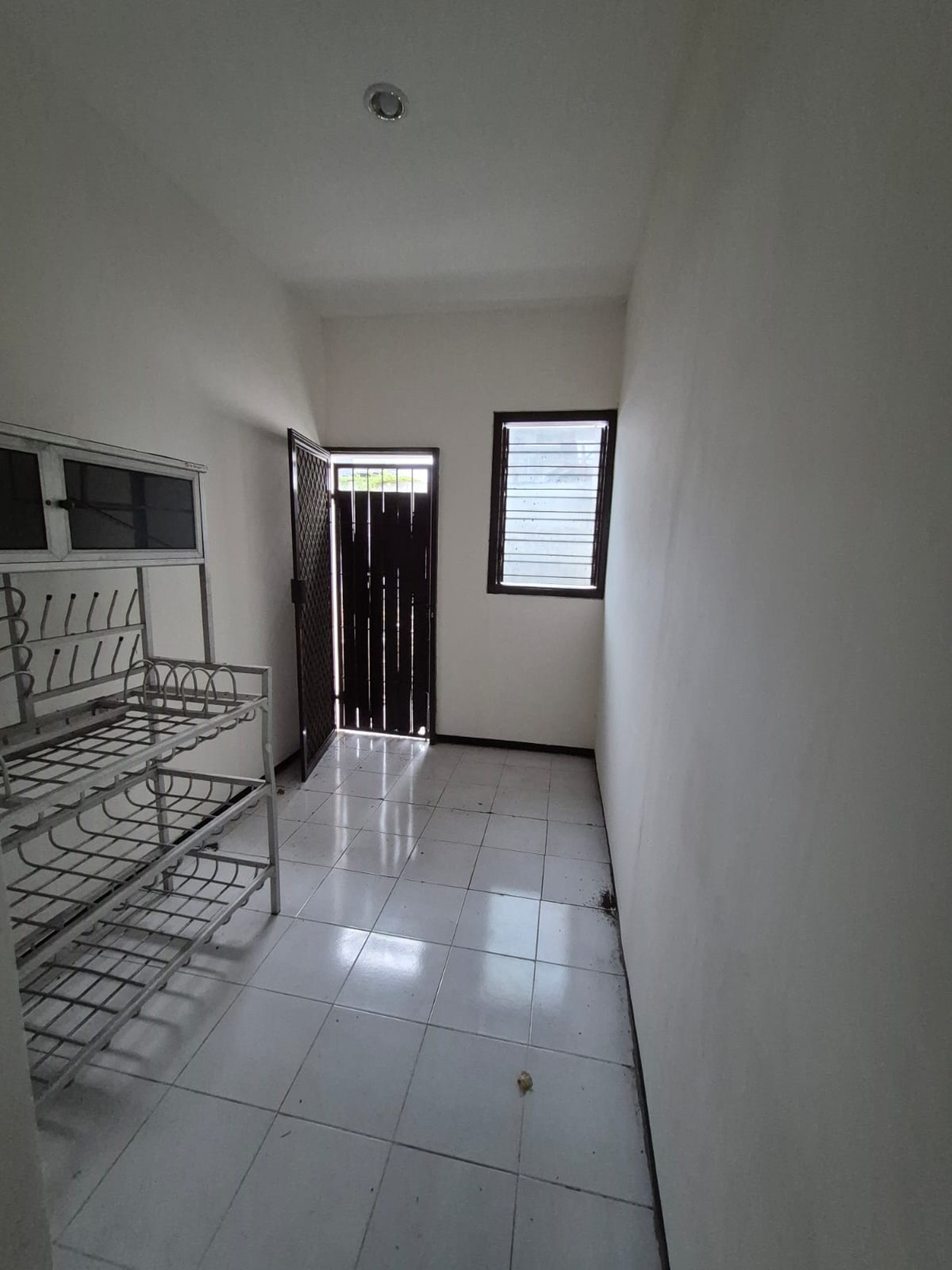 BU! Rumah 1 Lantai Wiguna Selatan - SHM, Lokasi Premium, Siap Huni!