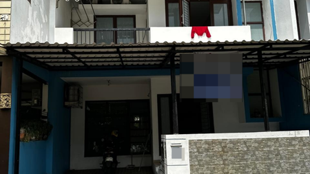 Rumah Bagus Di Emerald Town House Bintaro Jaya Sektor 9