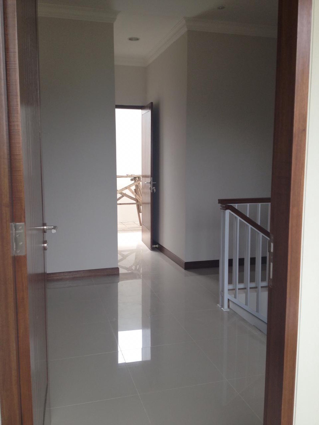 Rumah Bagus Di Emerald Garden Bintaro Jaya Sektor 9