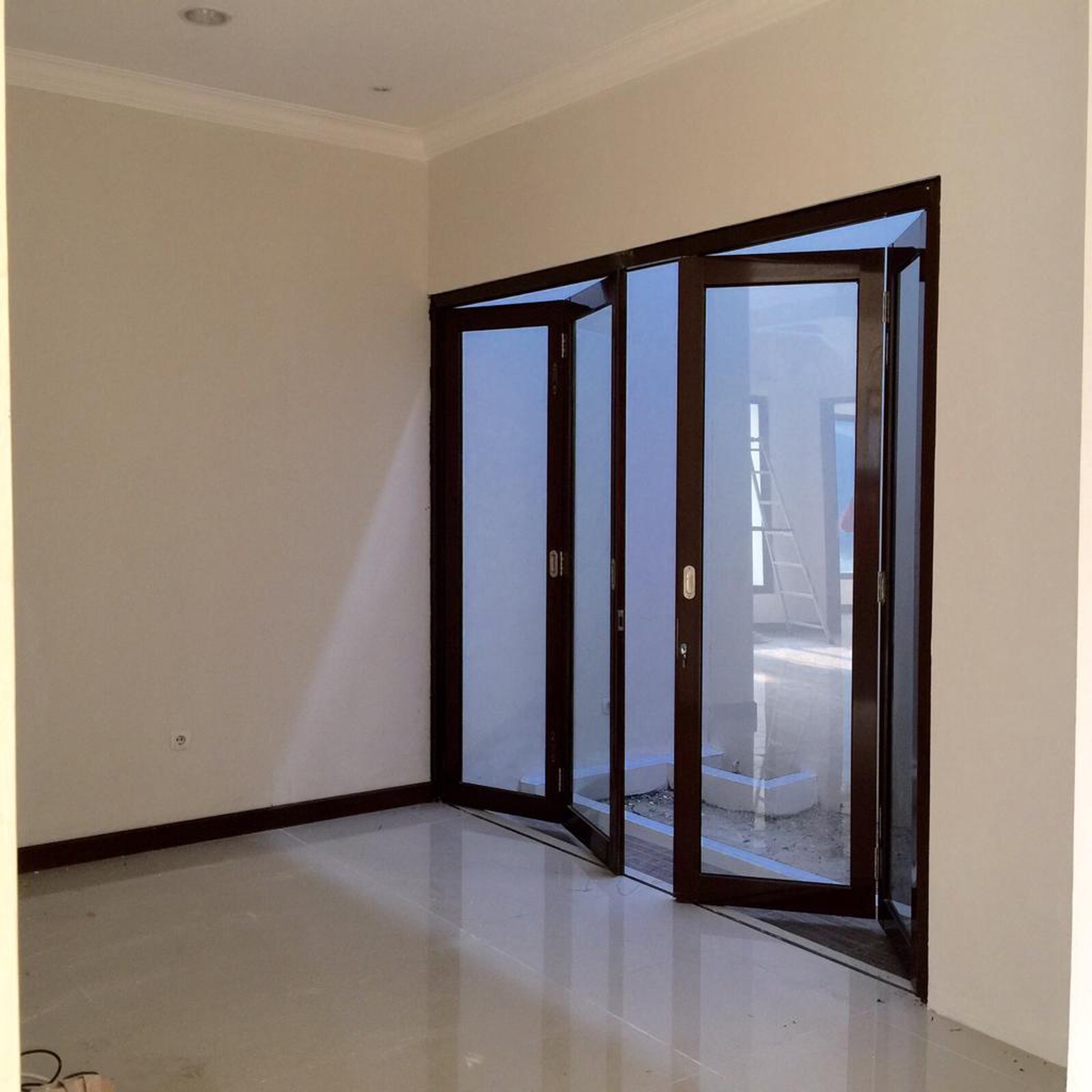 Rumah Bagus Di Emerald Garden Bintaro Jaya Sektor 9