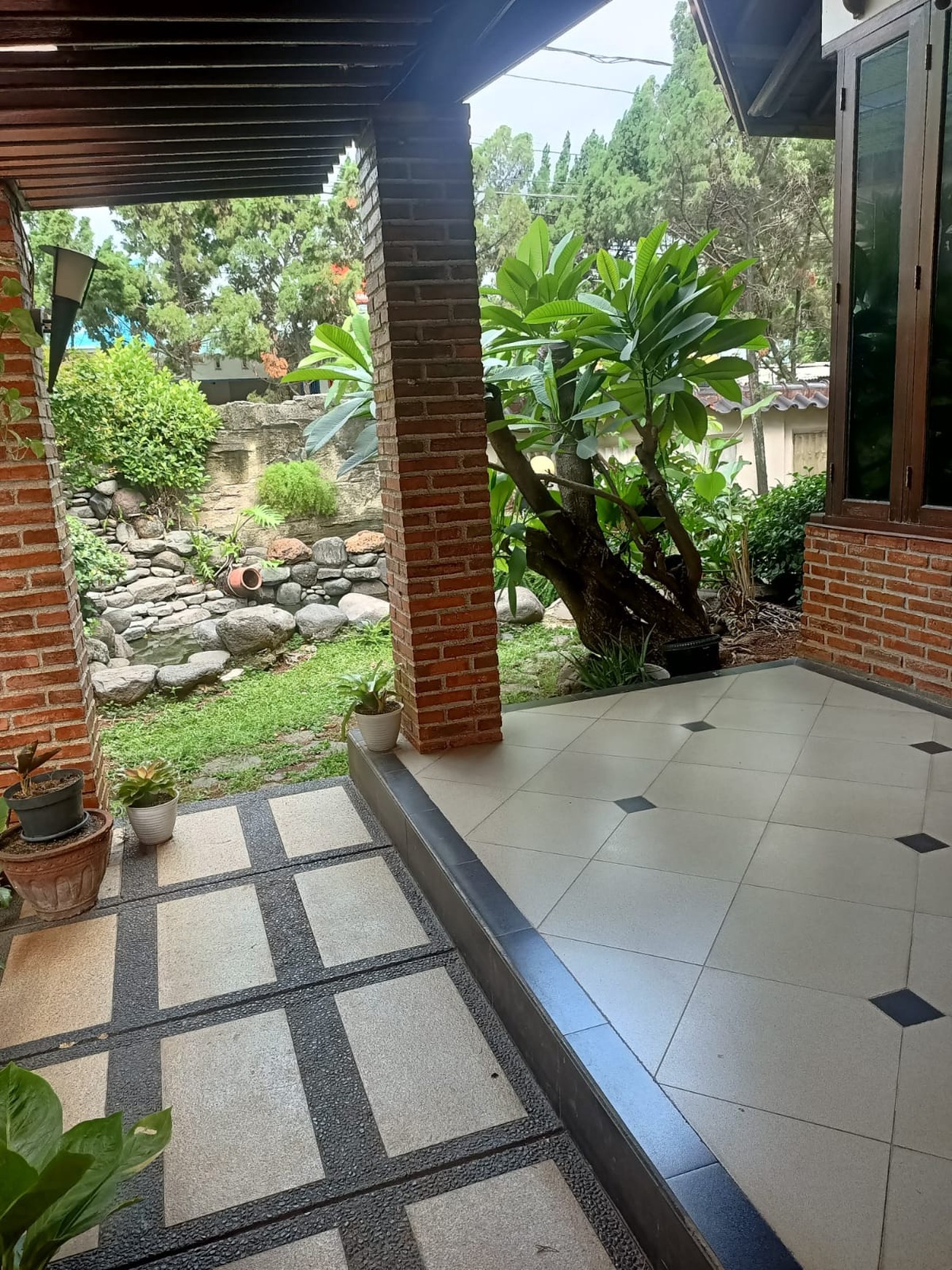 Rumah Bagus Di Jl Lebak Indah Lebak Bulus Jakarta Selatan