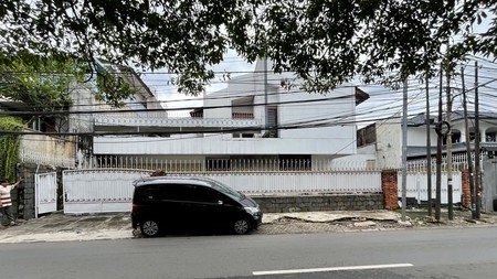 Rumah Bagus Di Jl Darmawangsa Kebayoran Baru Jakarta Selatan