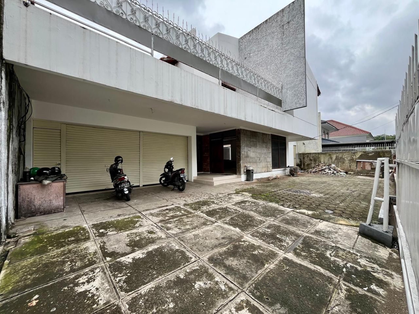Rumah Bagus Di Jl Darmawangsa Kebayoran Baru Jakarta Selatan