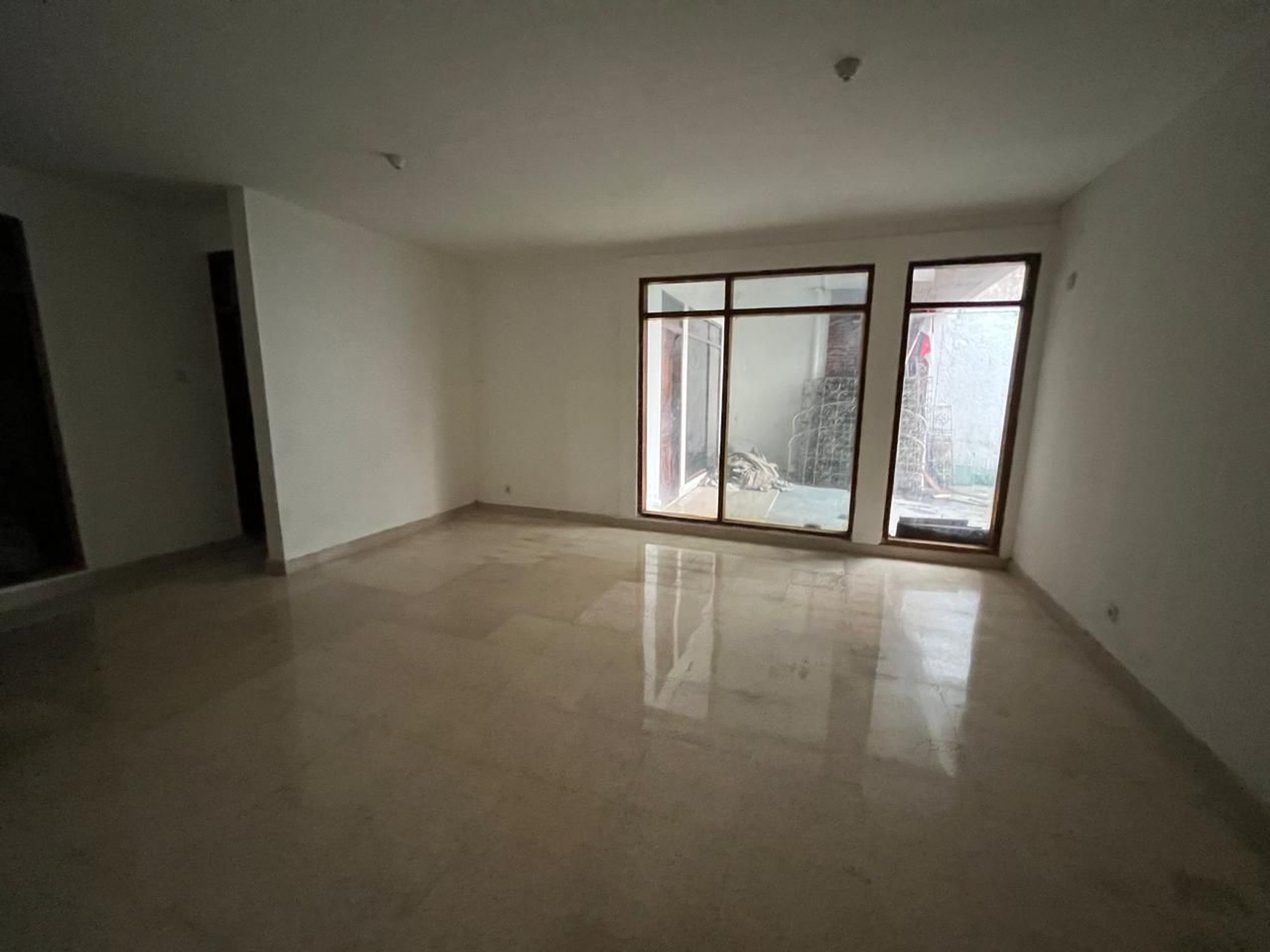 Rumah Bagus Di Jl Darmawangsa Kebayoran Baru Jakarta Selatan