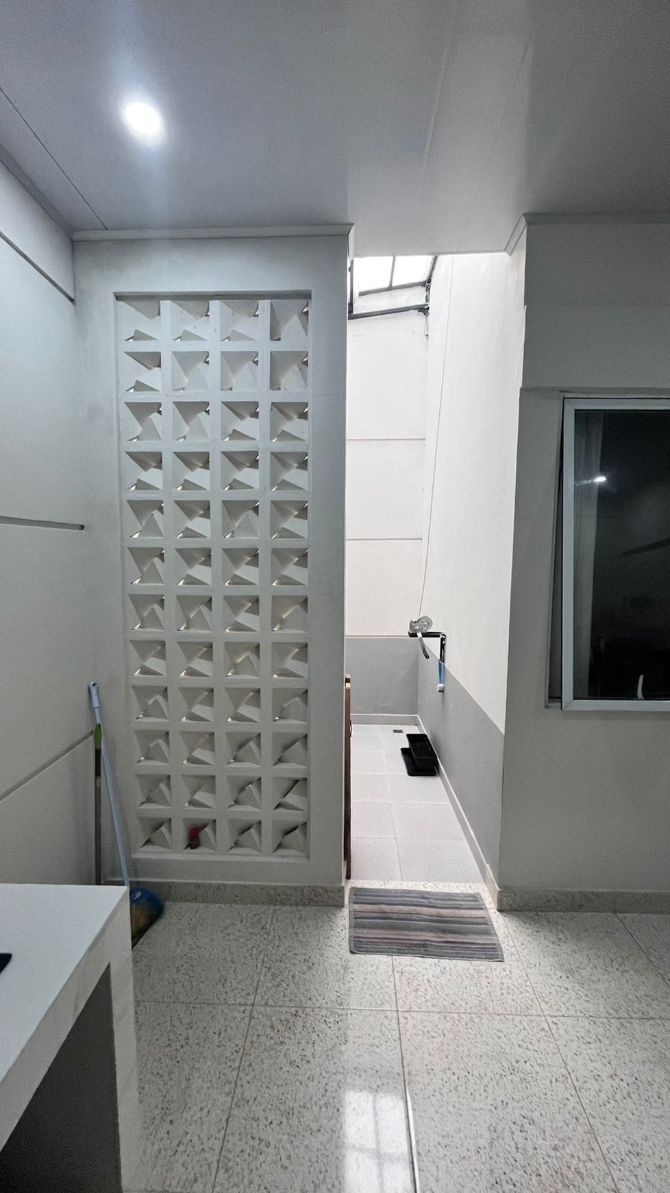 Rumah Cantik 2 Lantai di Serpong Sudah SHM