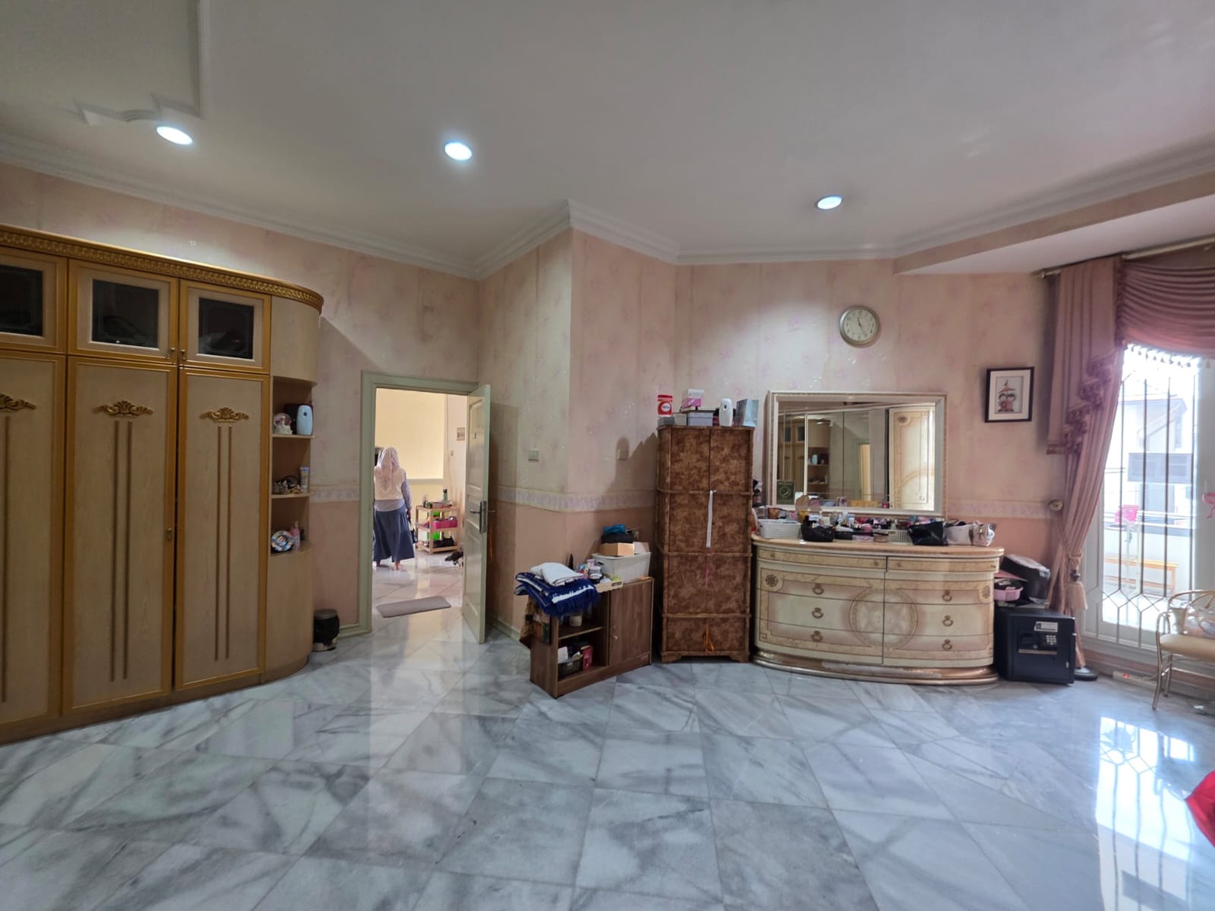 Rumah Bagus dI Pinang Residence, Jl Deplu Raya Pondok Pinang