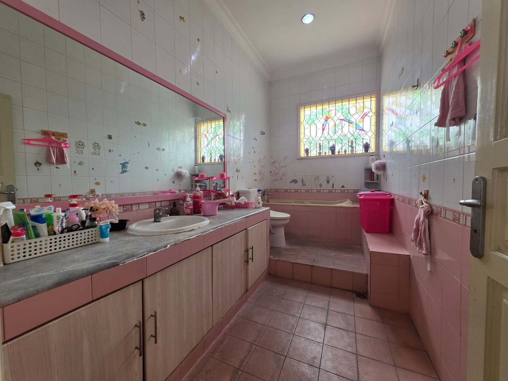 Rumah Bagus dI Pinang Residence, Jl Deplu Raya Pondok Pinang