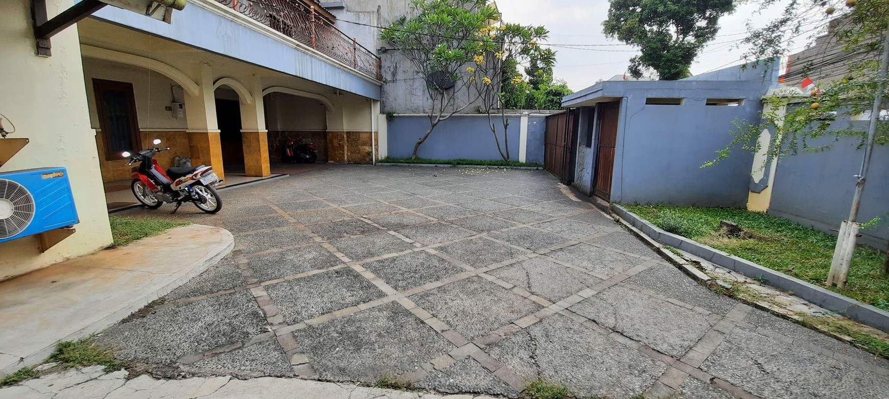 Rumah Hitung Tanah Di Jl Asem, Cipete Jakarta Selatan