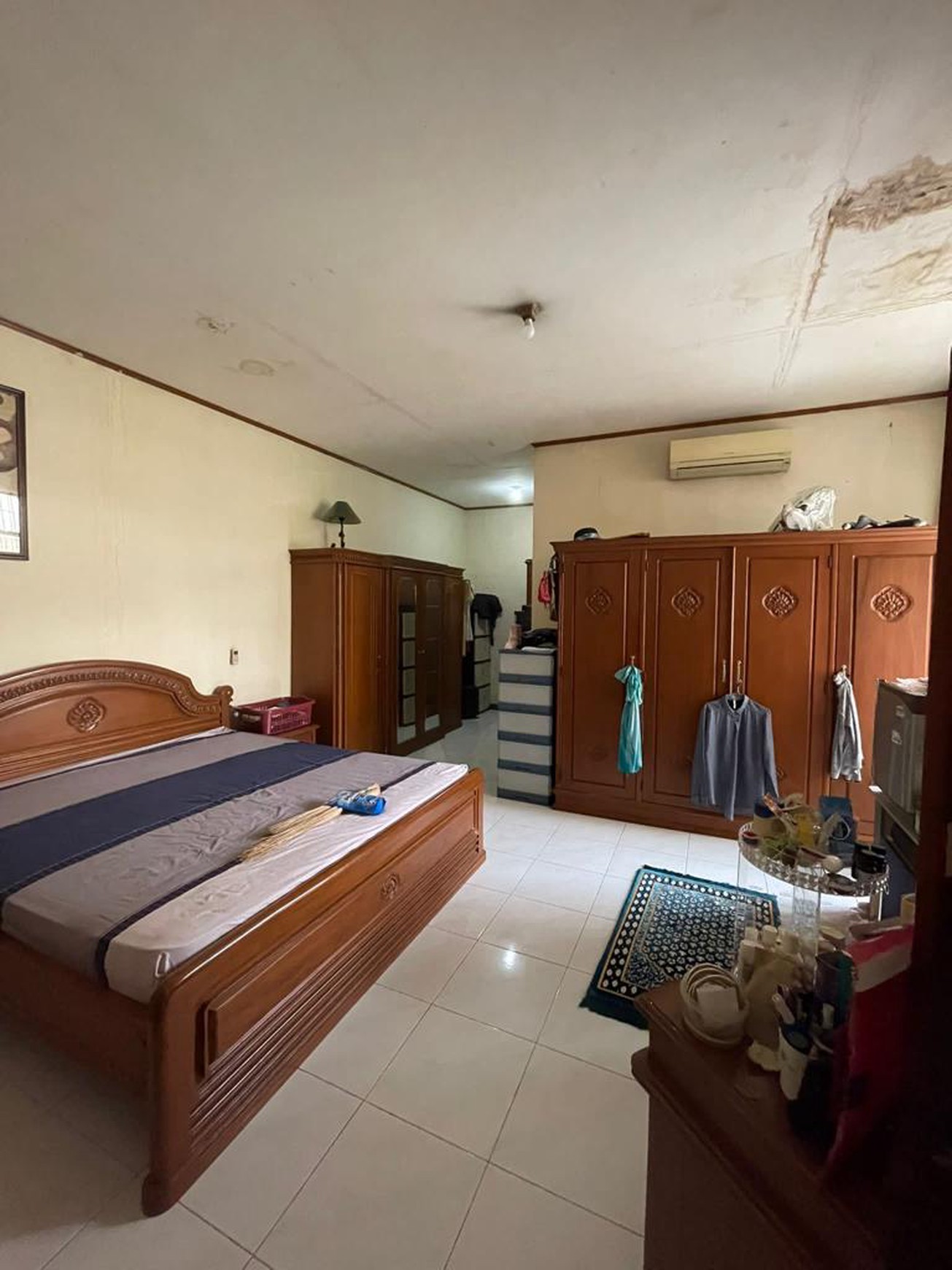 DI Jual rumah jalan Kemuning raya utan kayu