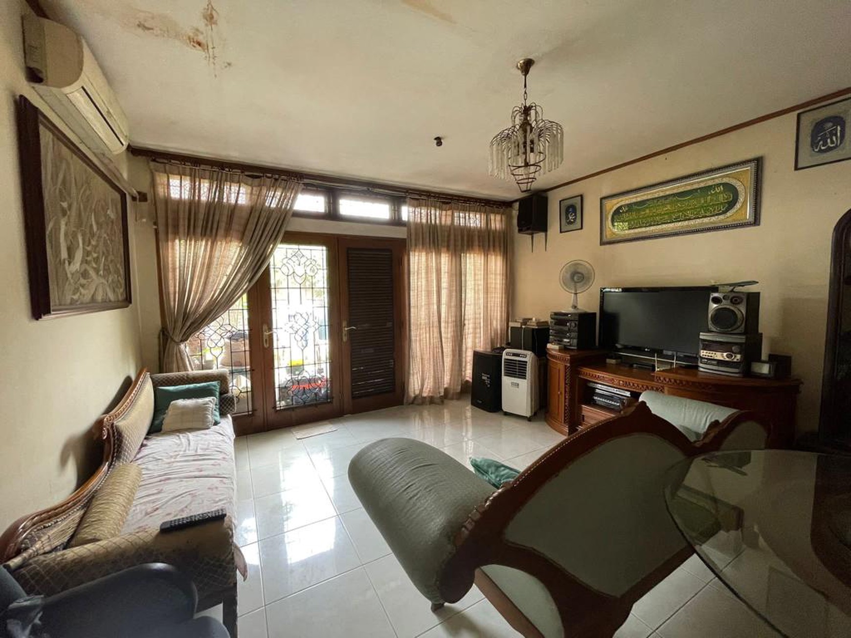 DI Jual rumah jalan Kemuning raya utan kayu