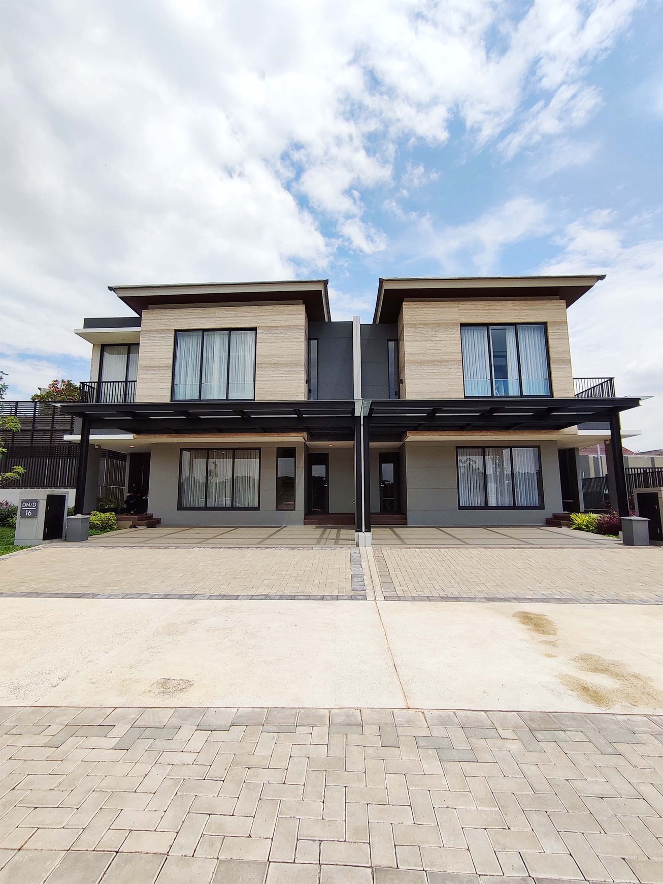 Brand New Rumah Hook di Distric Bintaro Jaya Tangerang Selatan