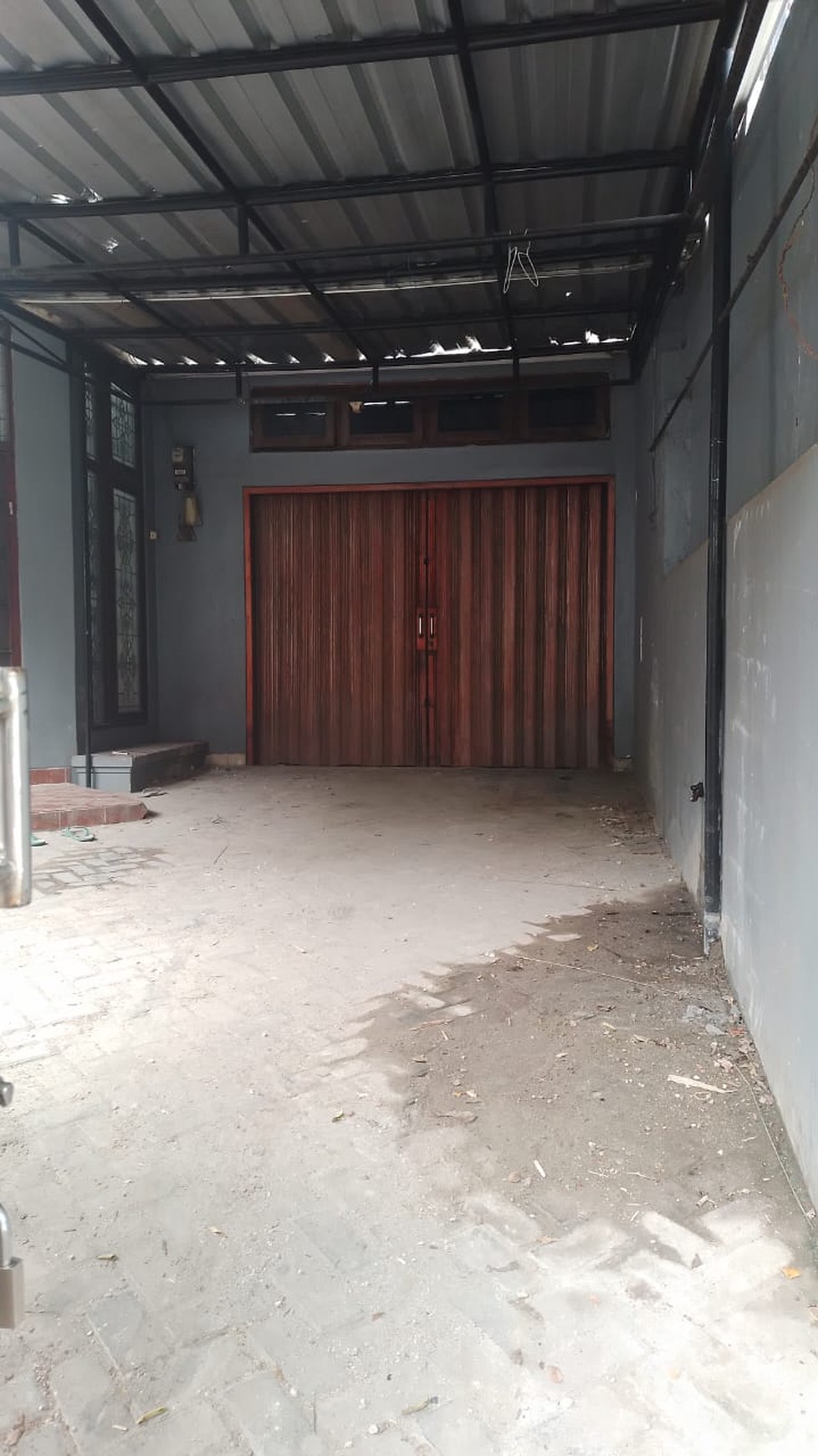 Rumah Siap Huni dengan Hunian Nyaman dan Asri di Bintaro.