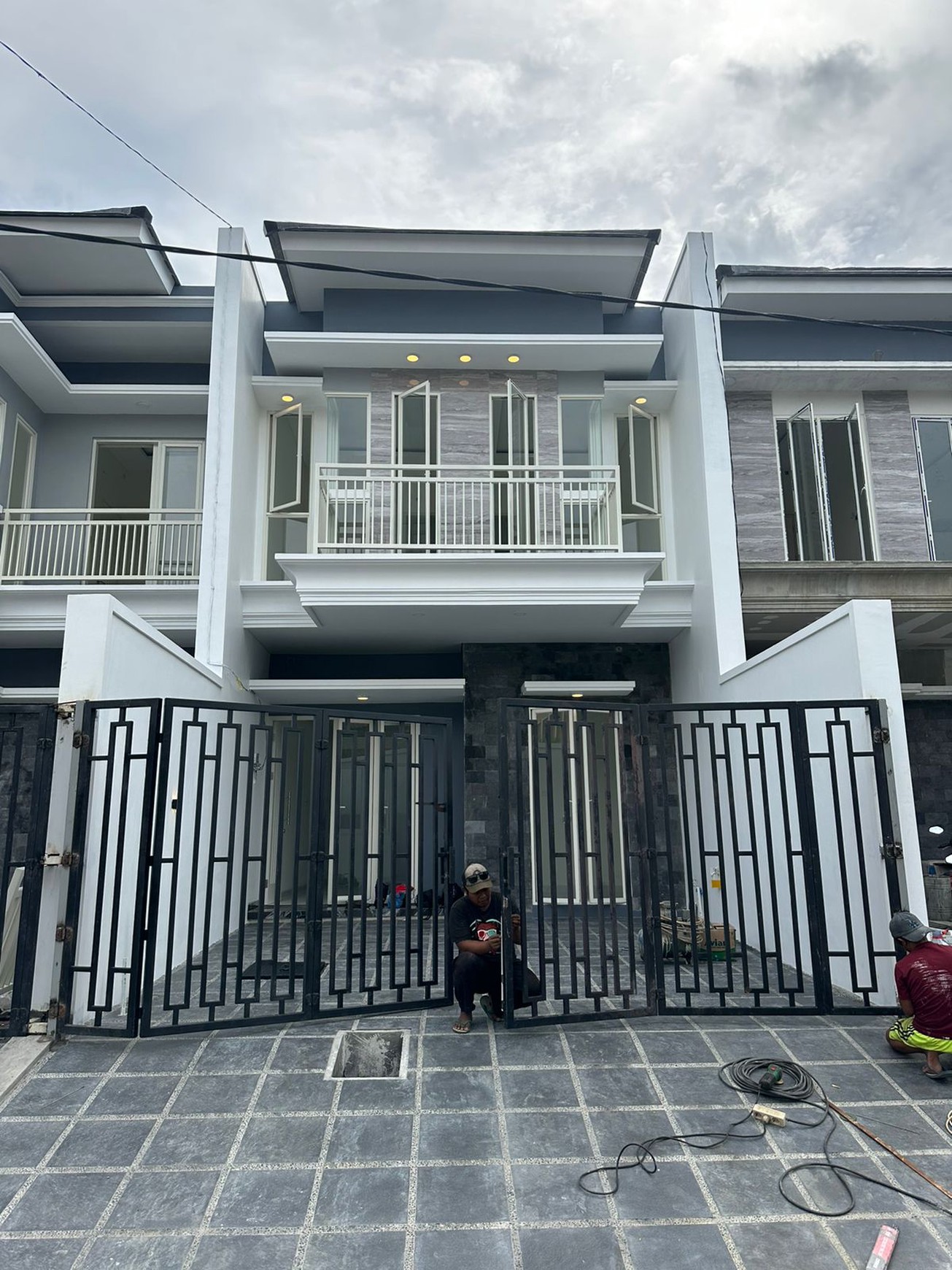 Jual Baru Rumah Jemursari Minimalis  Surabaya