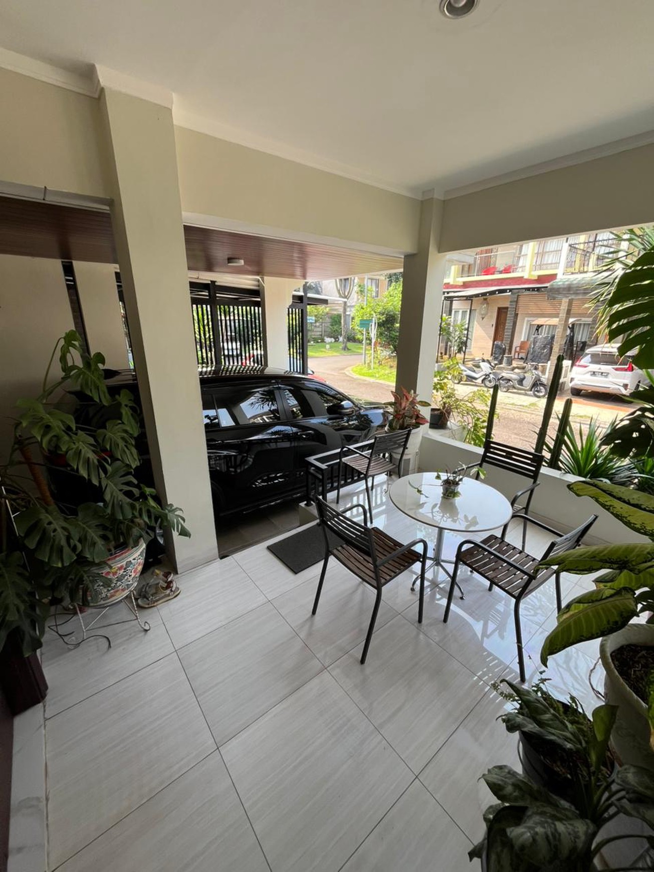Rumah Di Bintaro Cantik 2½  Lantai SHM Siap Huni dalam Cluster @Bintaro Sektor 9