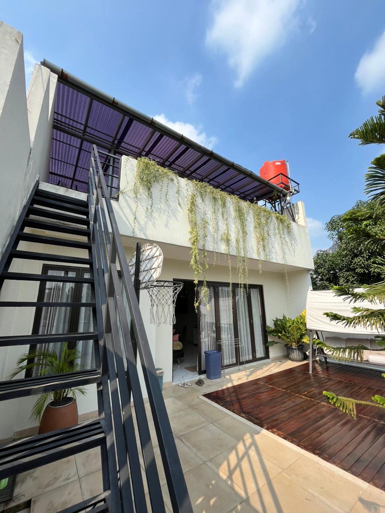 Rumah Di Bintaro Cantik 2½  Lantai SHM Siap Huni dalam Cluster @Bintaro Sektor 9