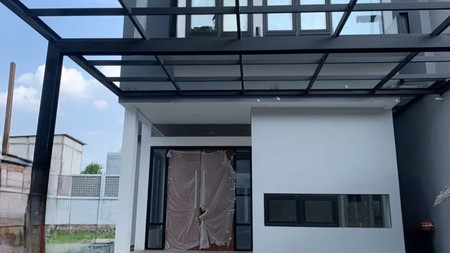 Dijual Rumah Baru Citraland Crystal Golf Surabaya Barat Modern 3 Lantai Siap Huni