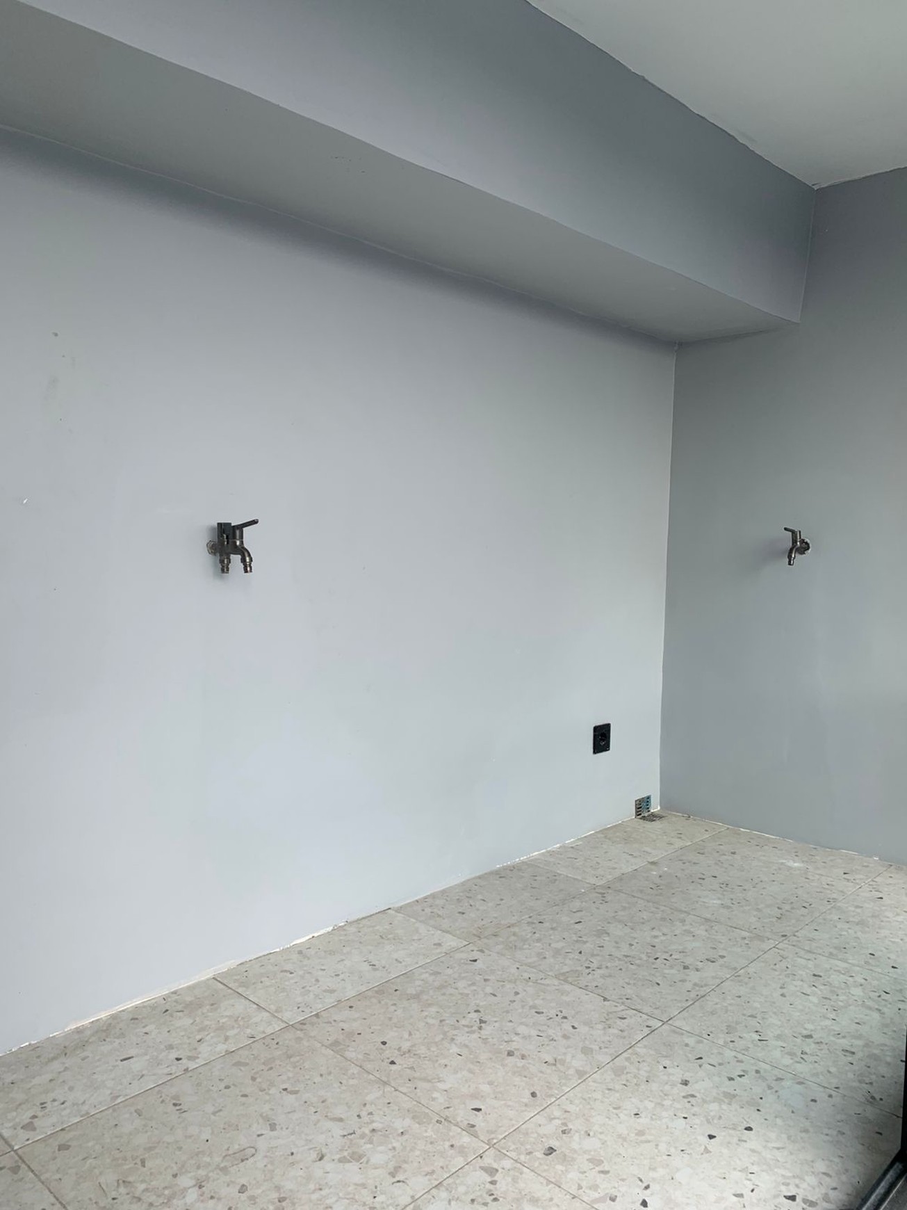 Dijual Rumah Baru Citraland Crystal Golf Surabaya Barat Modern 3 Lantai Siap Huni